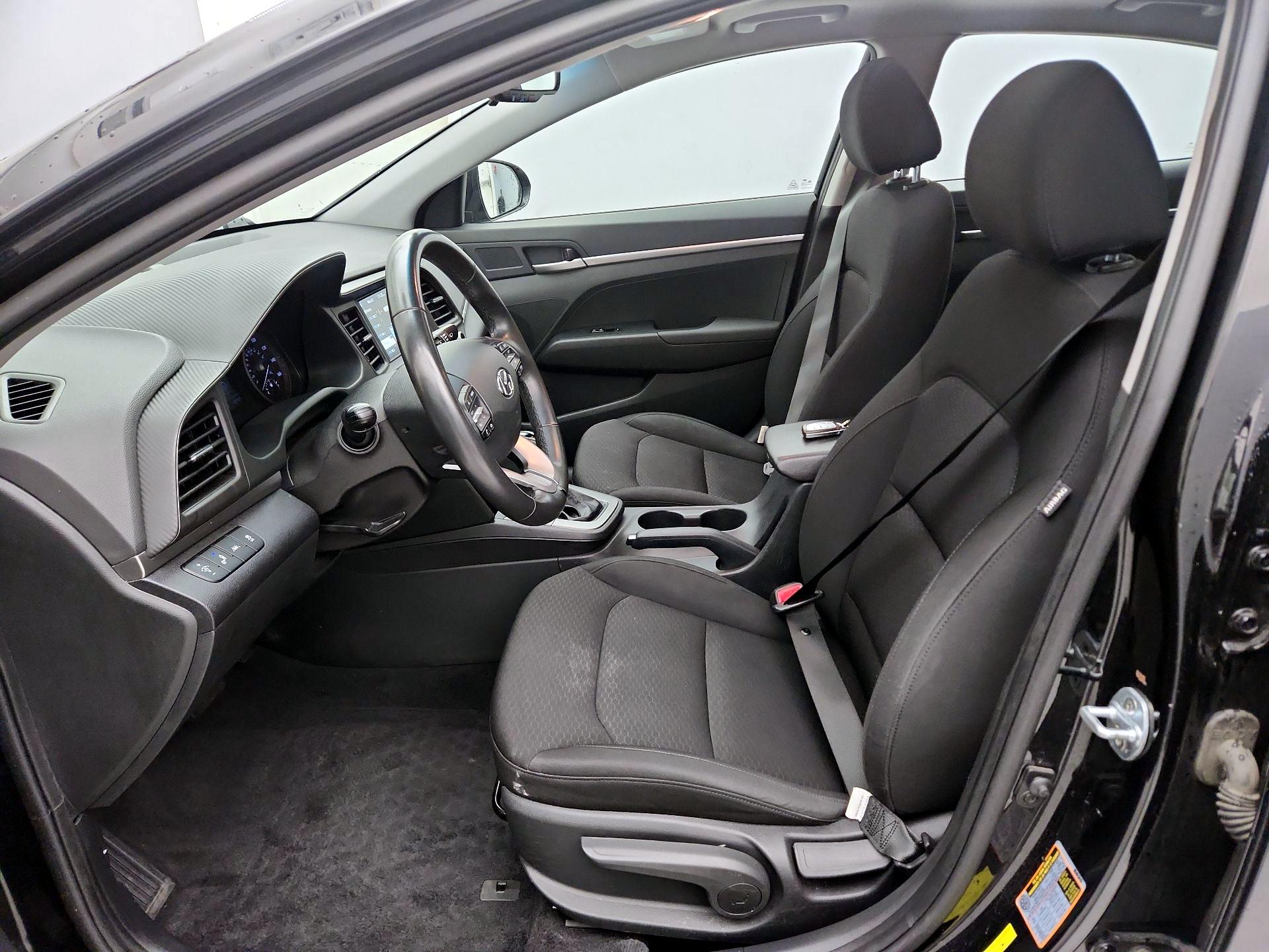 Thumbnail: 2020 Hyundai Elantra - 11