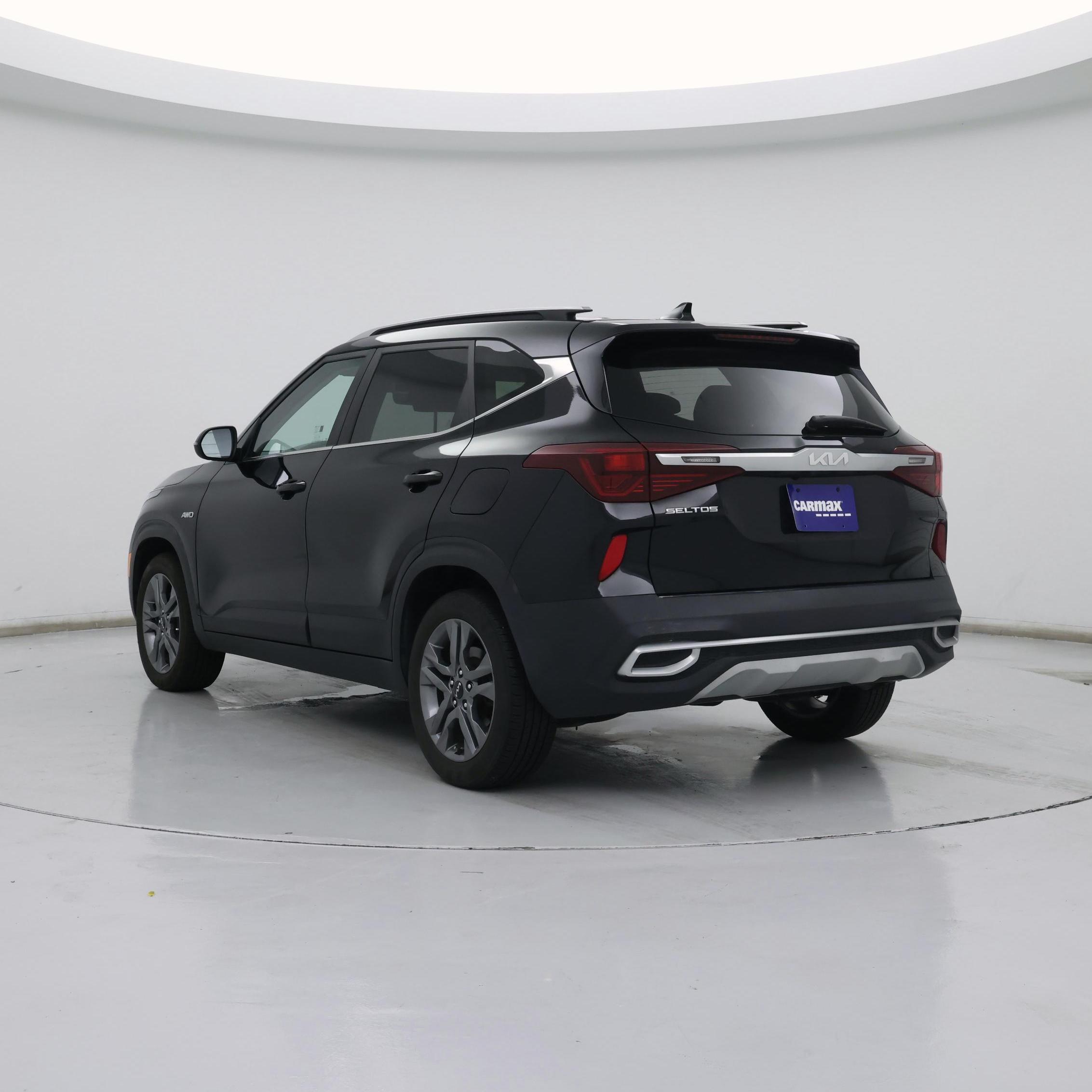 Thumbnail: 2022 Kia Seltos - 2