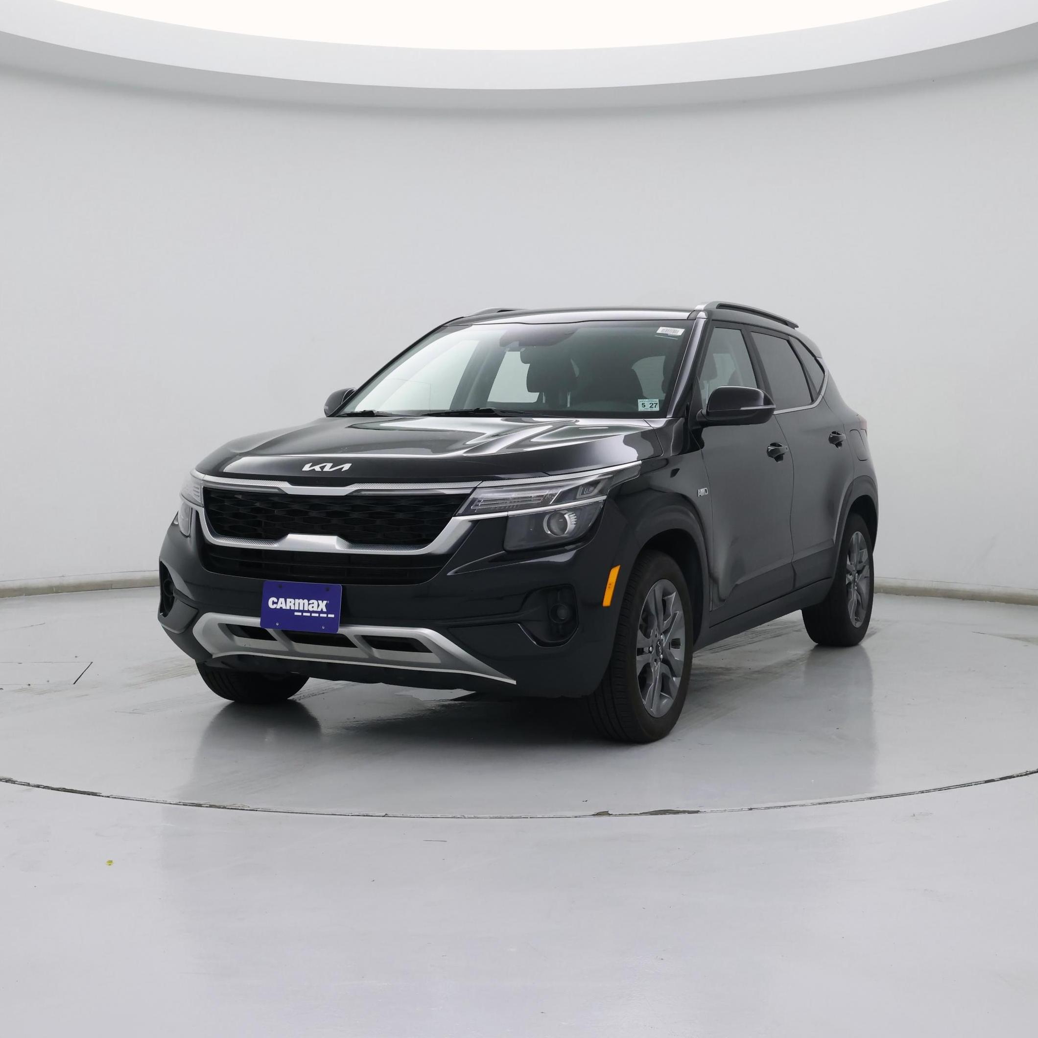 Thumbnail: 2022 Kia Seltos - 4