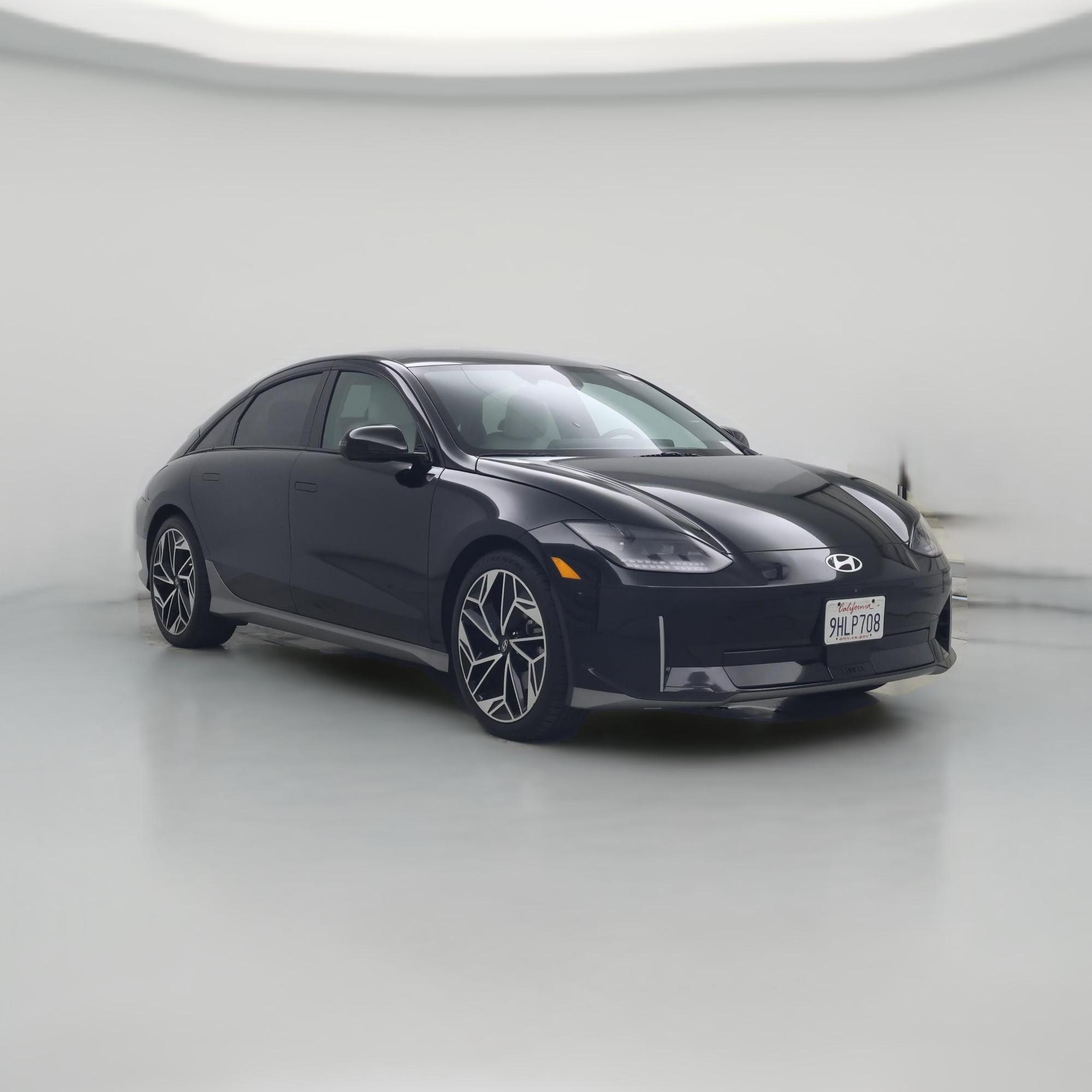 Thumbnail: 2023 Hyundai Ioniq 6 - 1