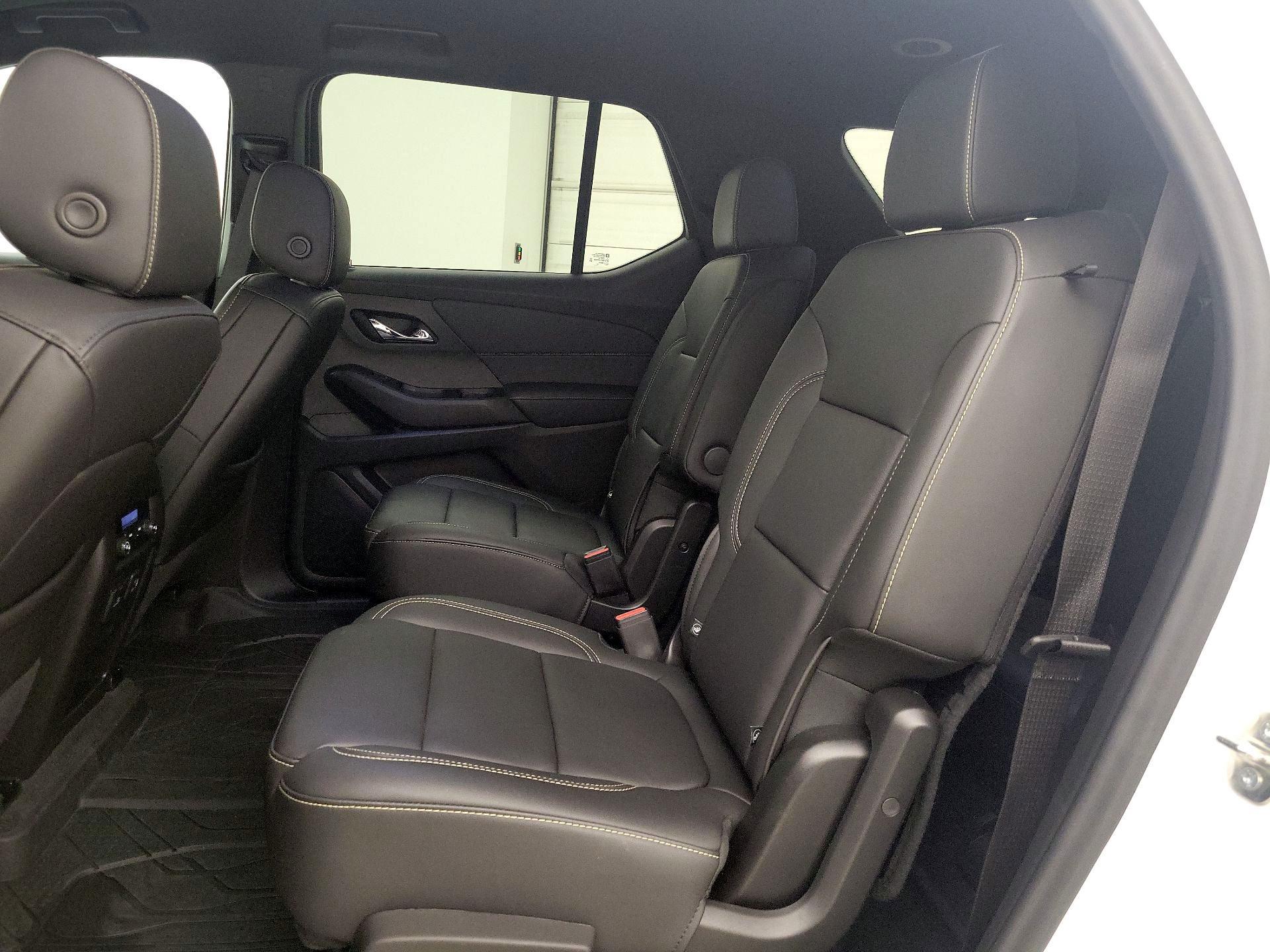 Thumbnail: 2023 Chevrolet Traverse - 20