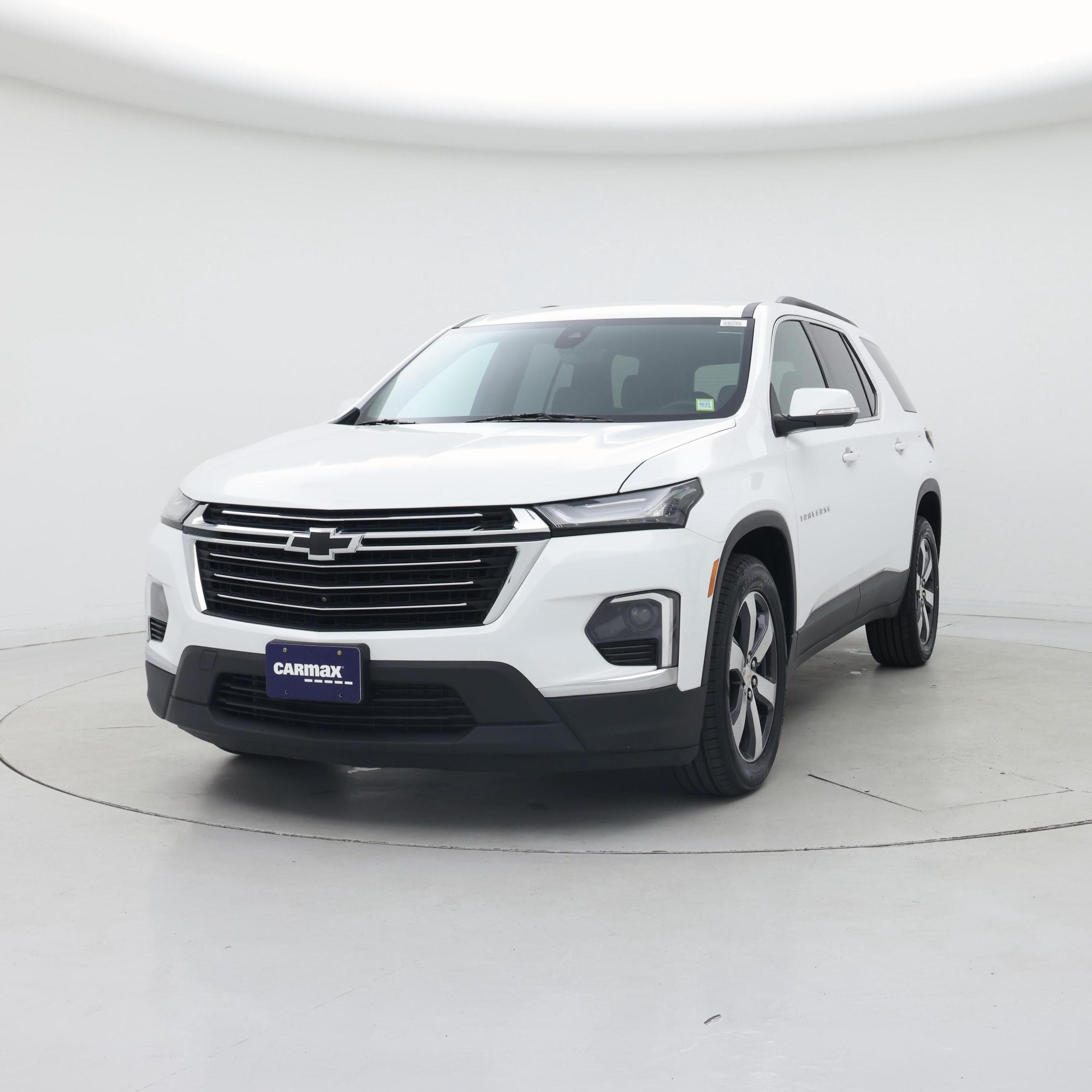 Thumbnail: 2023 Chevrolet Traverse - 4