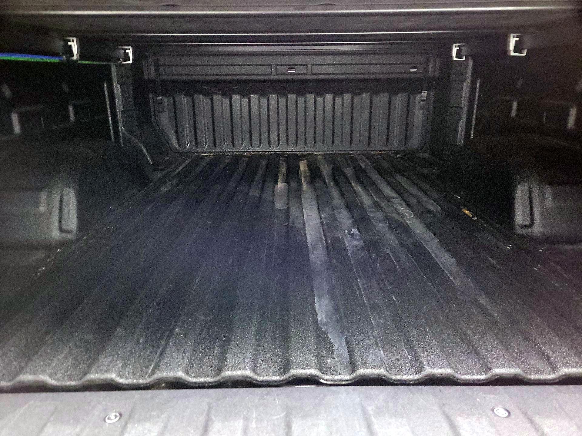 Thumbnail: 2023 Chevrolet Silverado 1500 - 16
