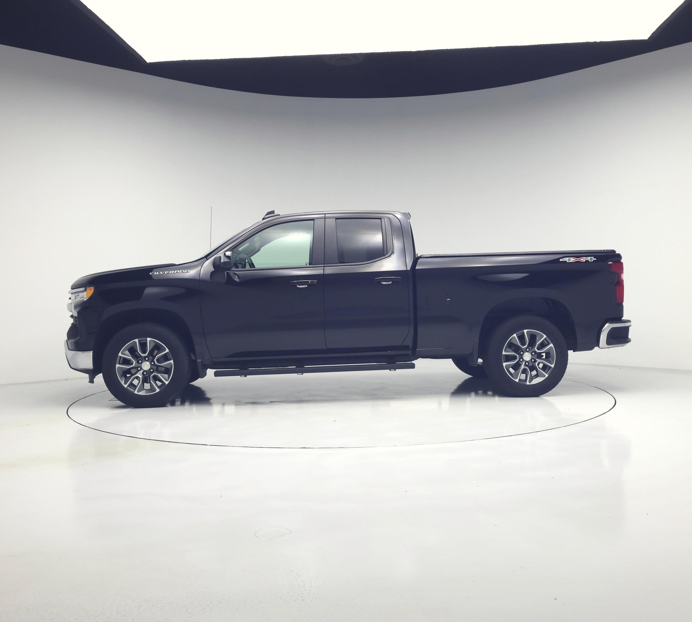 Thumbnail: 2023 Chevrolet Silverado 1500 - 3