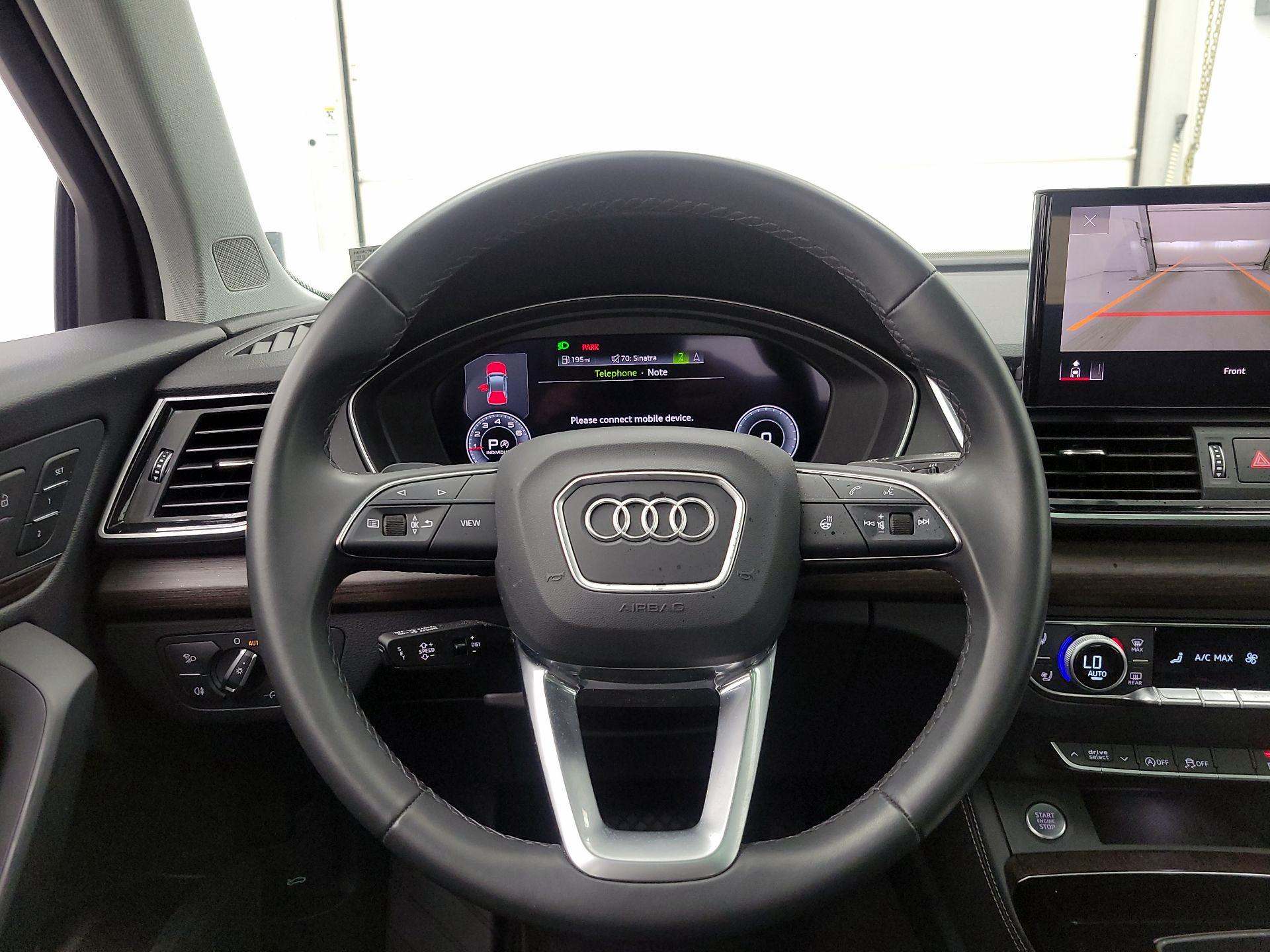 Thumbnail: 2023 Audi Q5 - 10