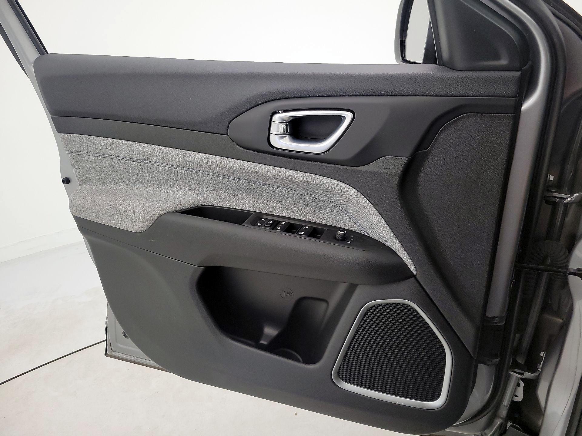 Thumbnail: 2024 Jeep Compass - 12