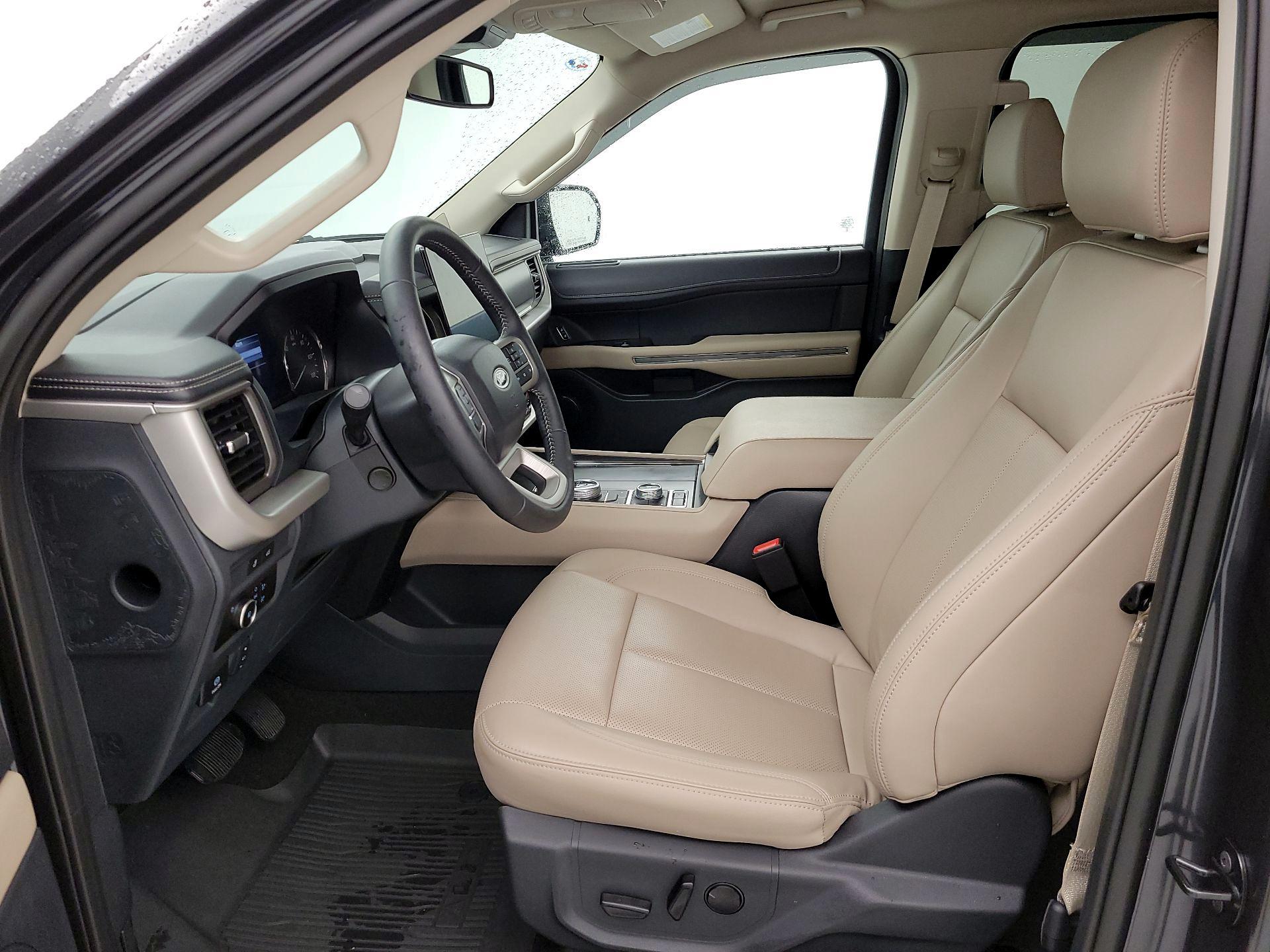 Thumbnail: 2024 Ford Expedition - 11