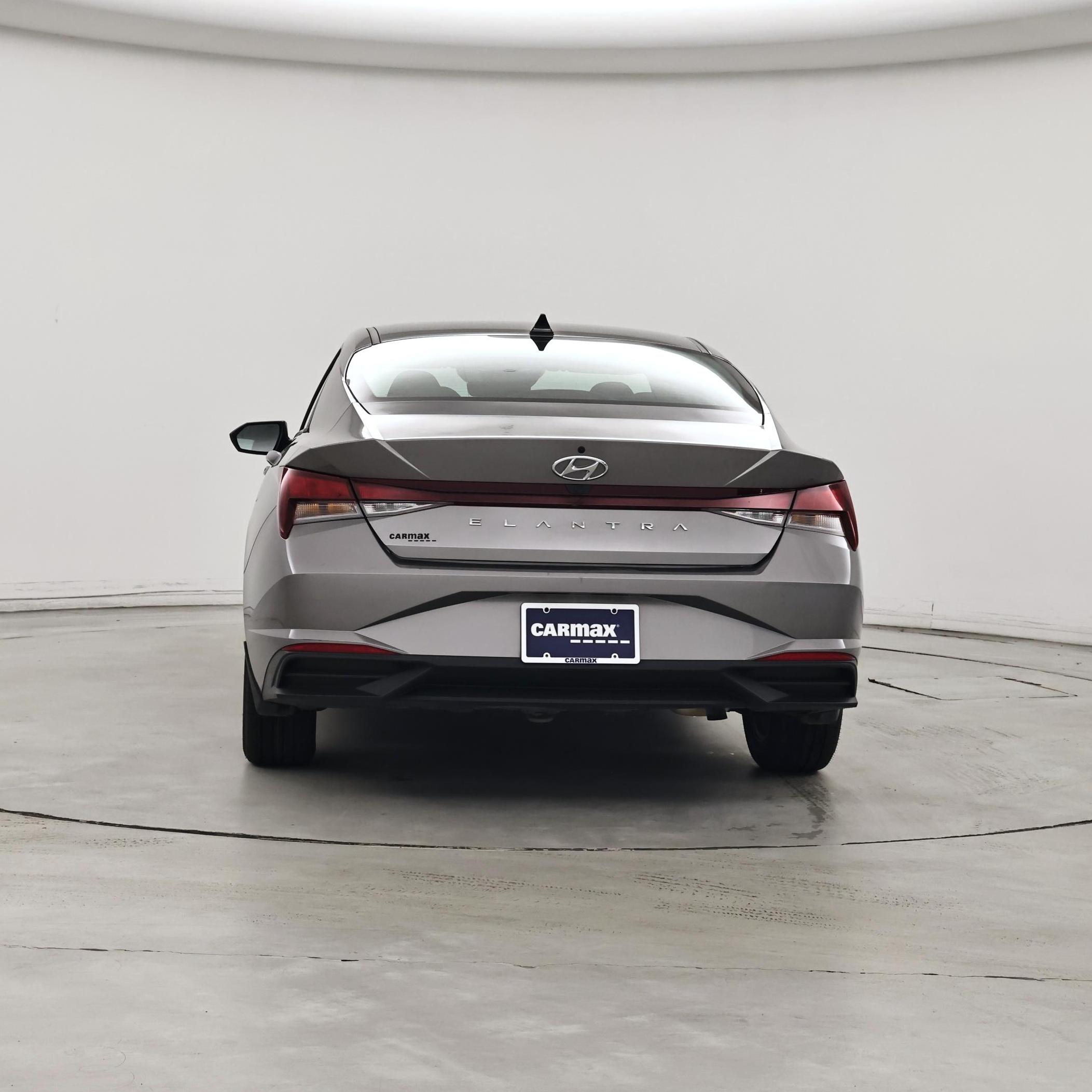 Thumbnail: 2022 Hyundai Elantra - 6