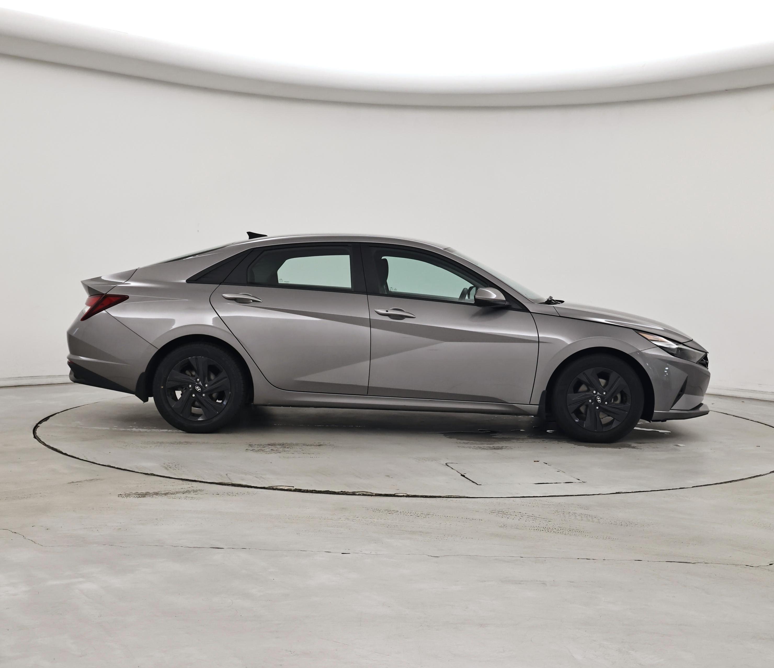 Thumbnail: 2022 Hyundai Elantra - 7