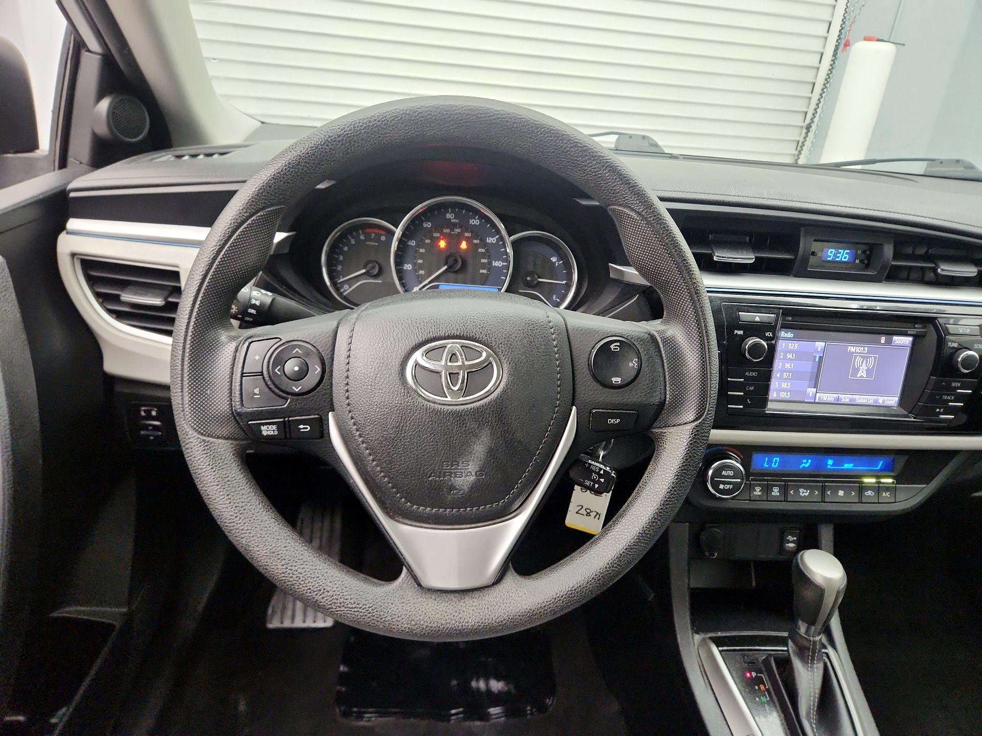 Thumbnail: 2016 Toyota Corolla - 10