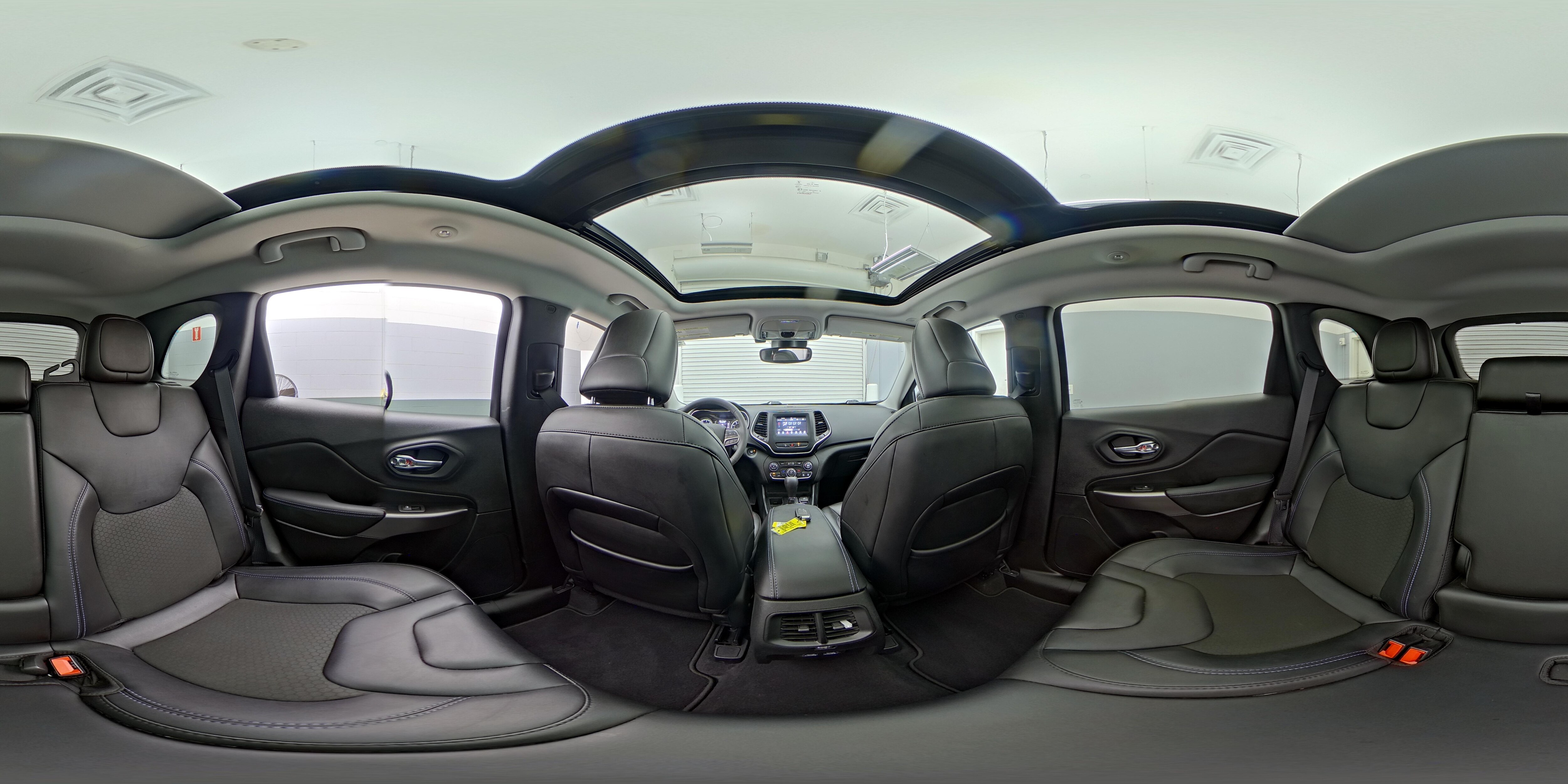 2021 Jeep Cherokee Latitude Plus - Photo 26