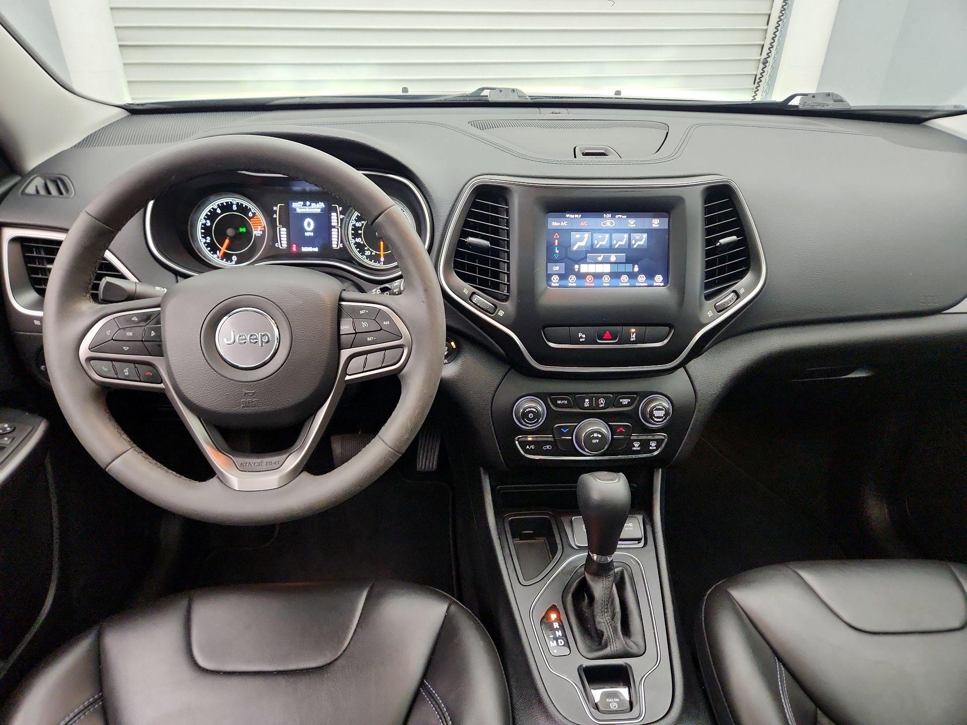 Thumbnail: 2021 Jeep Cherokee - 9