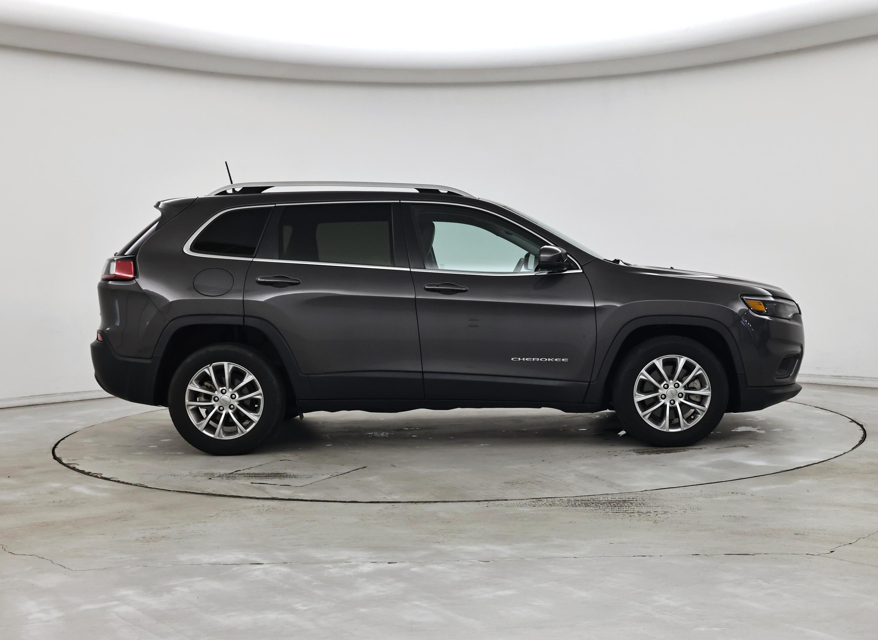 Thumbnail: 2021 Jeep Cherokee - 7