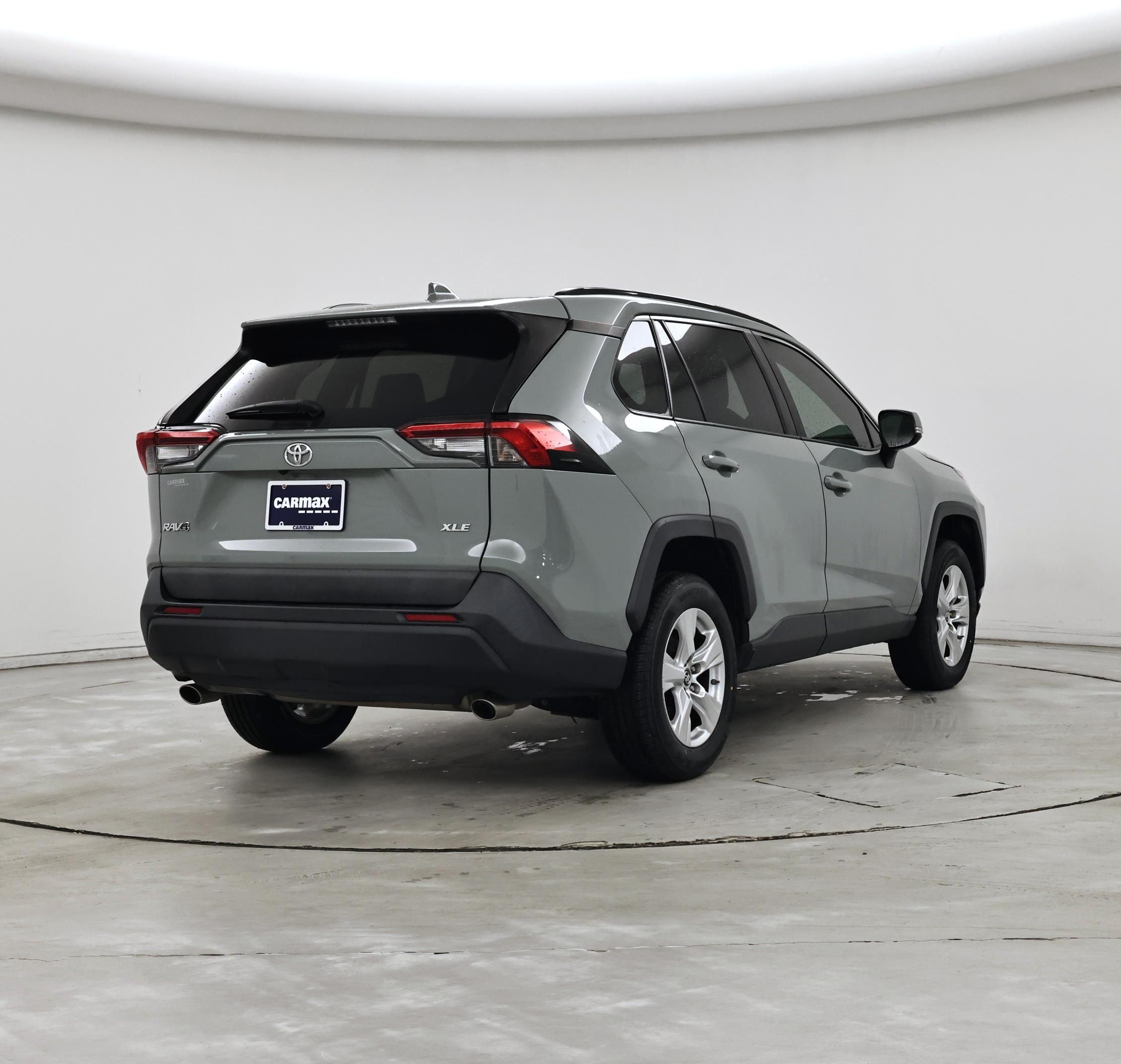 Thumbnail: 2019 Toyota RAV4 - 8