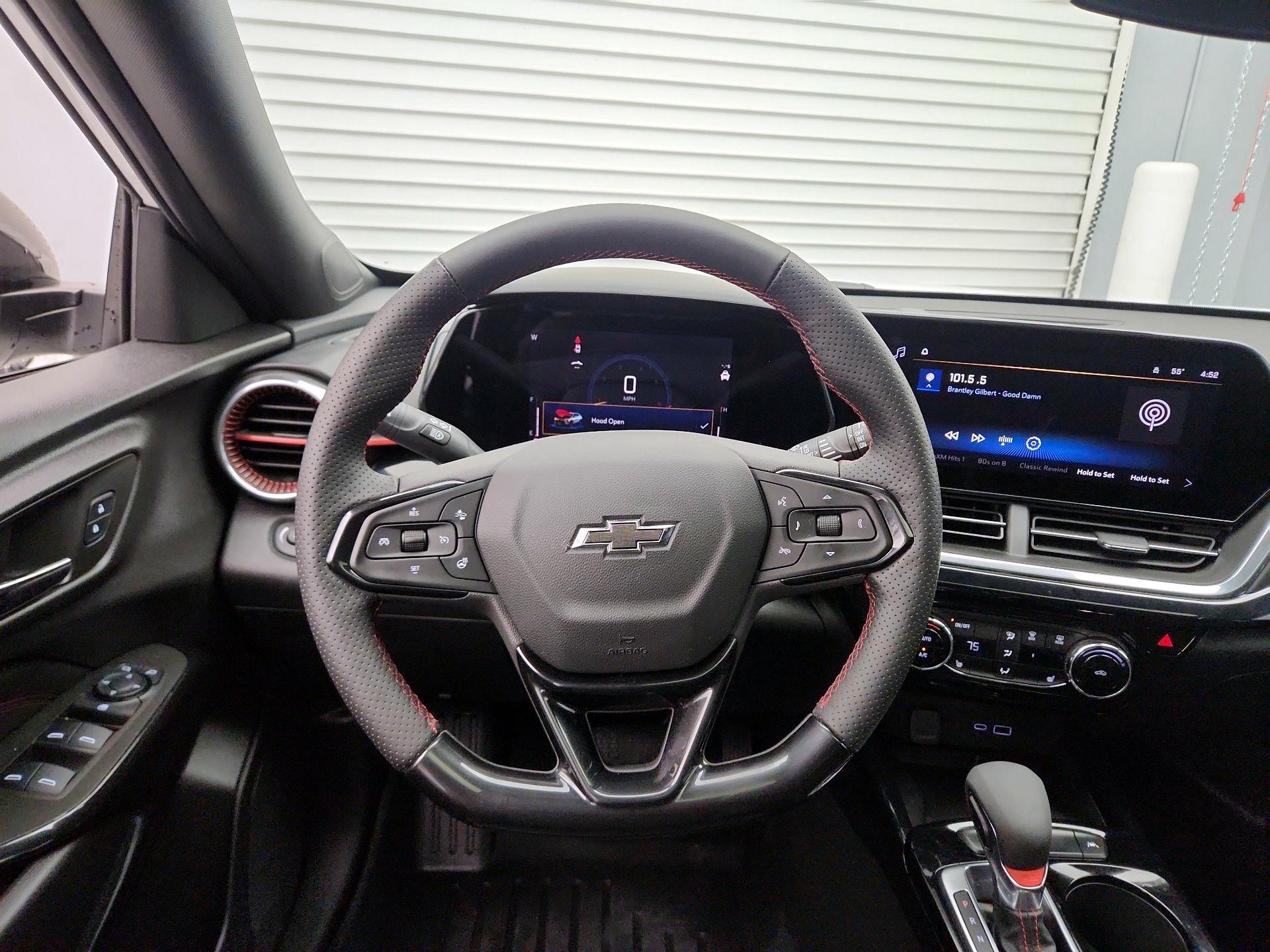 Thumbnail: 2025 Chevrolet Trax - 10