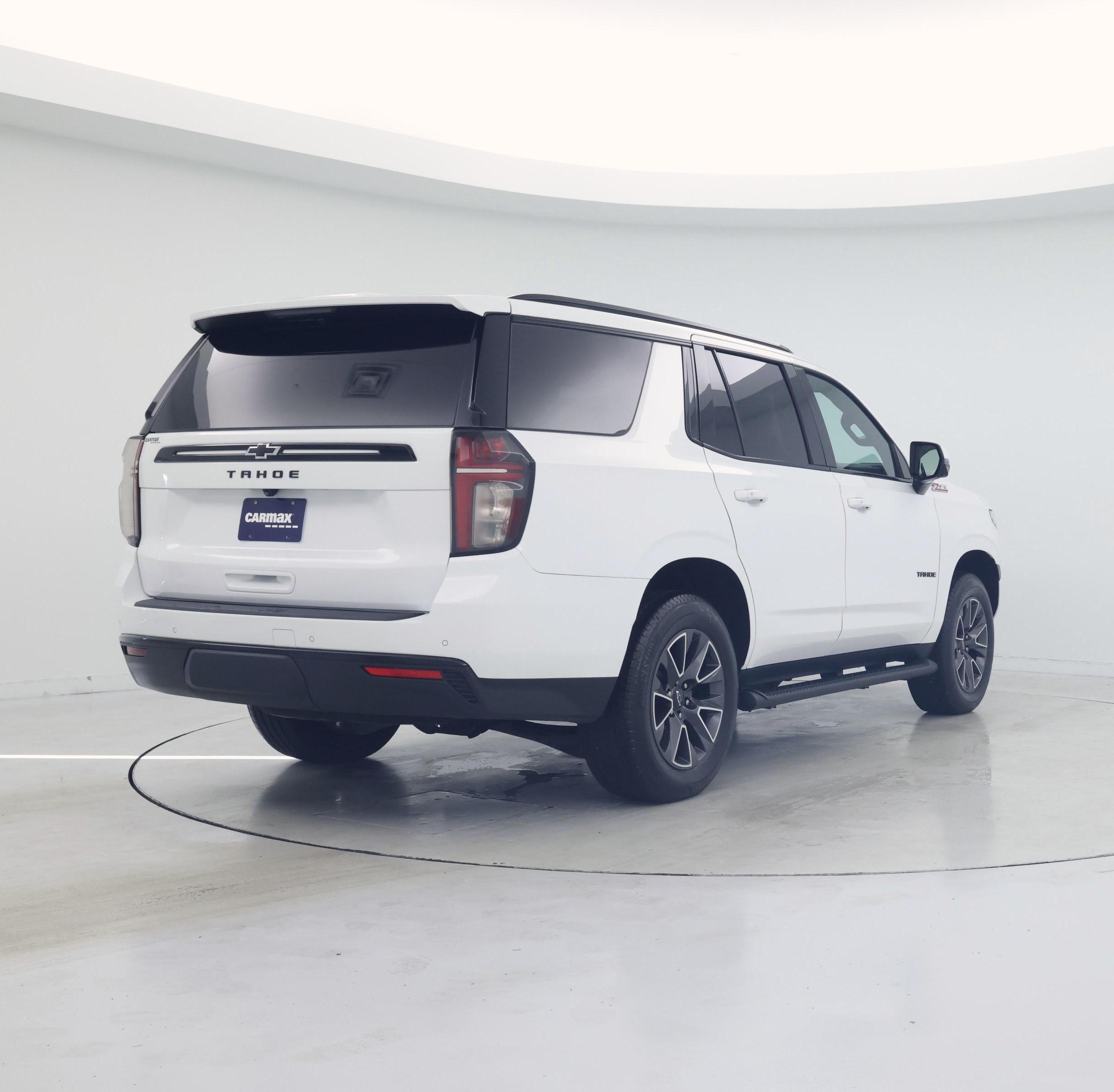 Thumbnail: 2023 Chevrolet Tahoe - 8