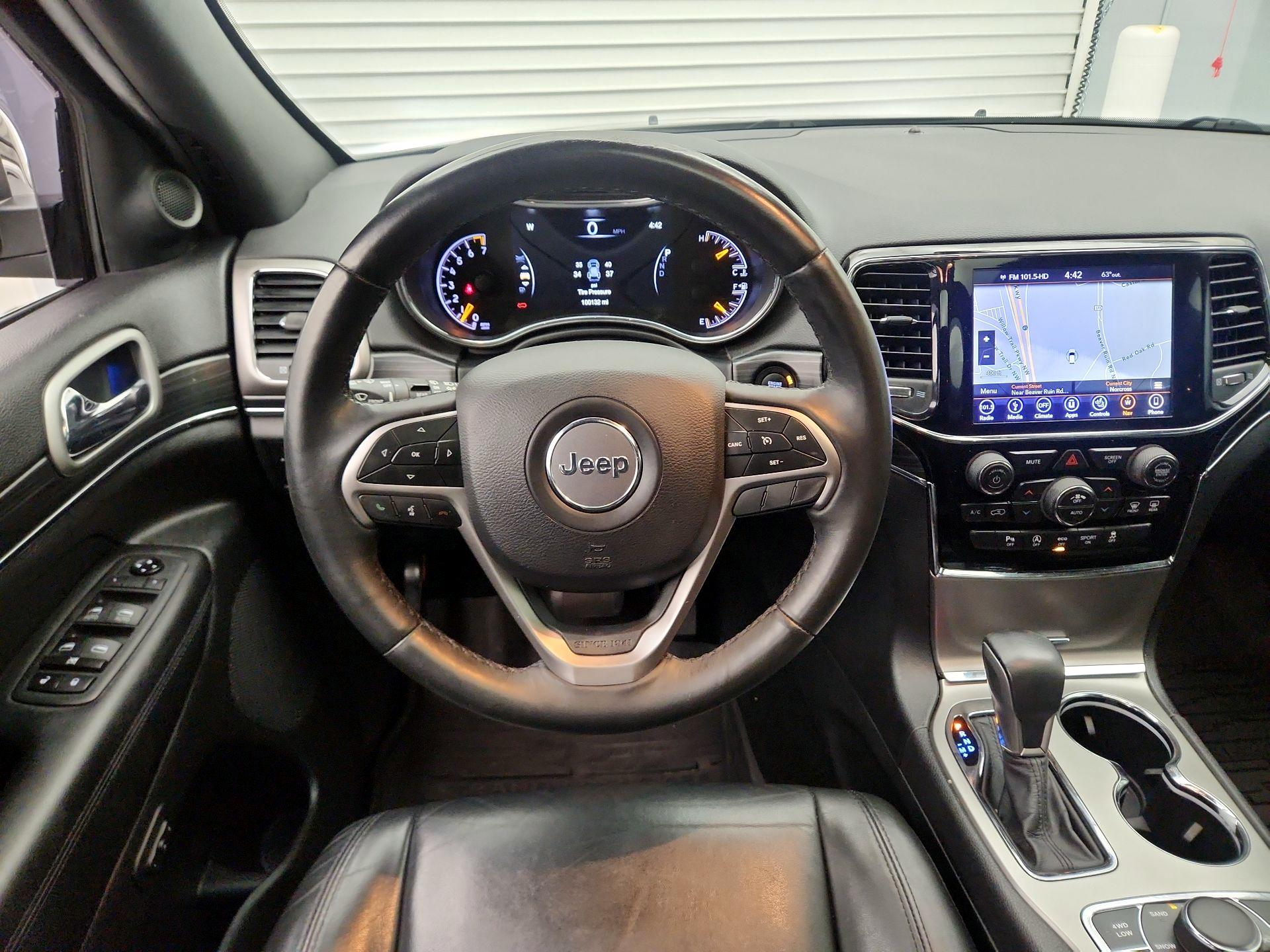 Thumbnail: 2019 Jeep Grand Cherokee - 10