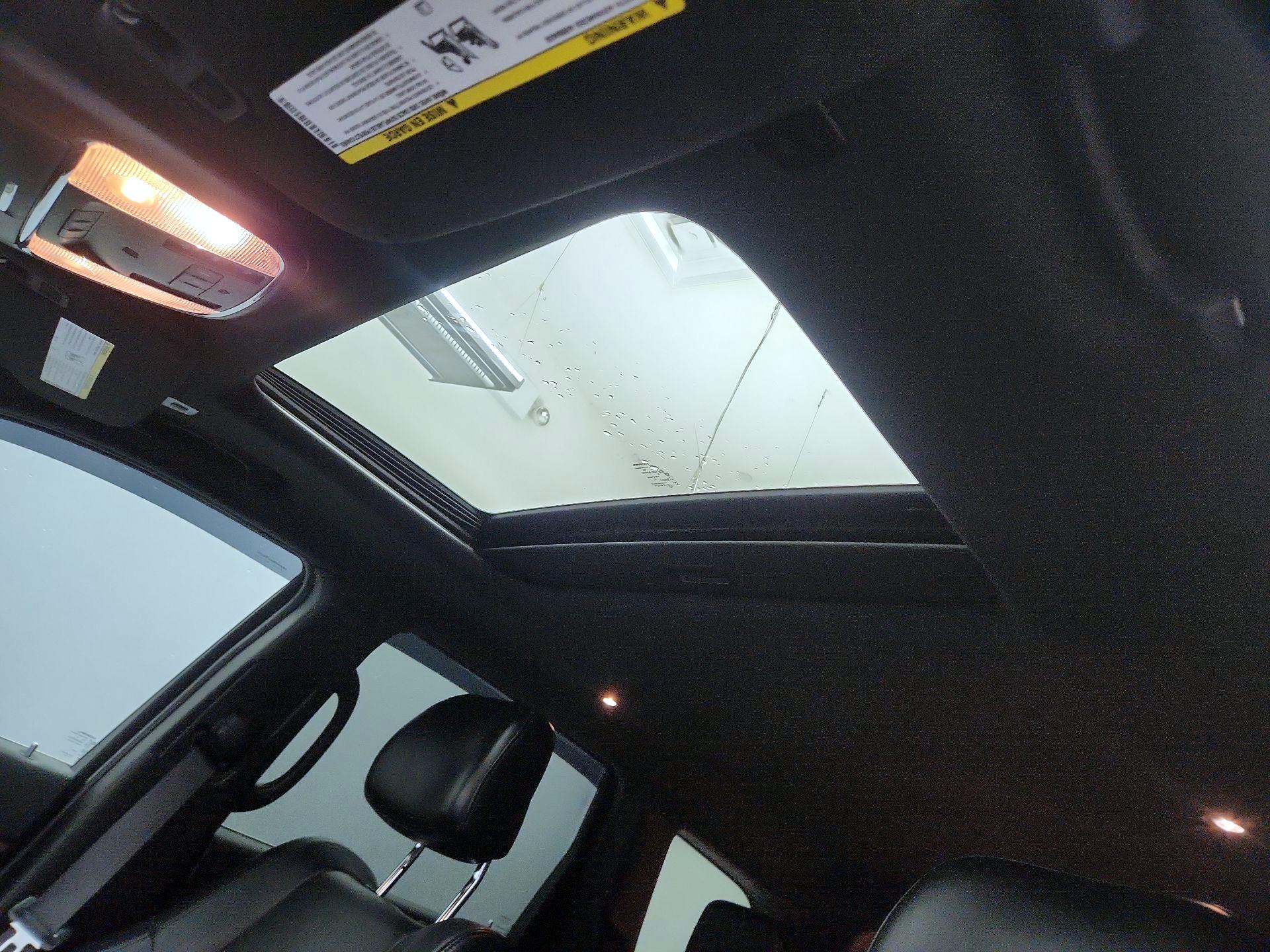 Thumbnail: 2019 Jeep Grand Cherokee - 20