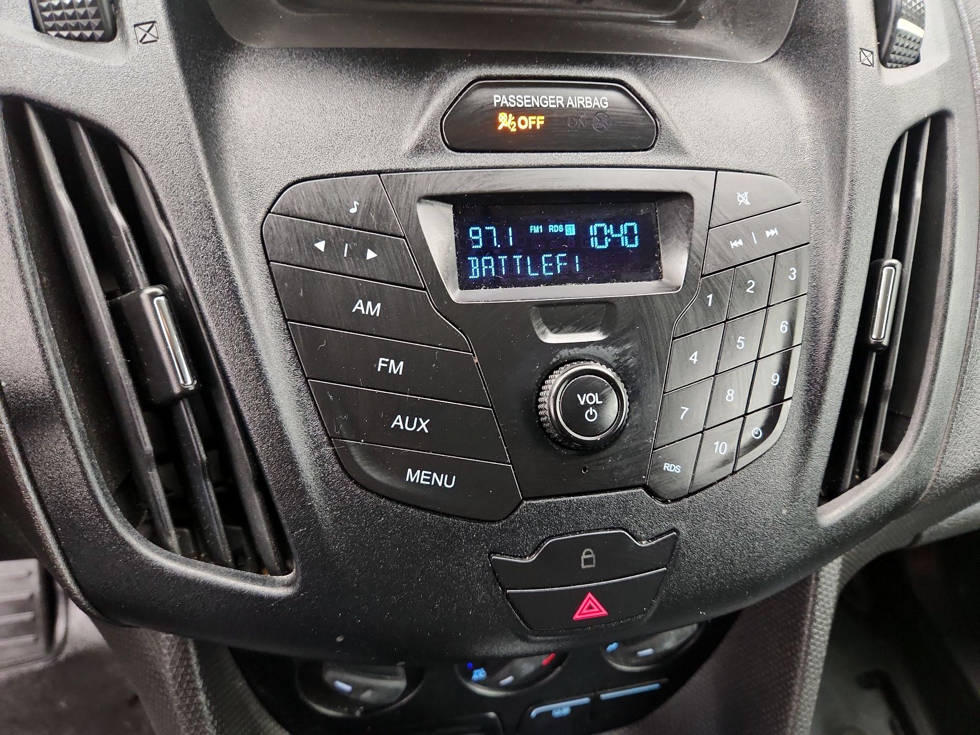 Thumbnail: 2018 Ford Transit Series - 14