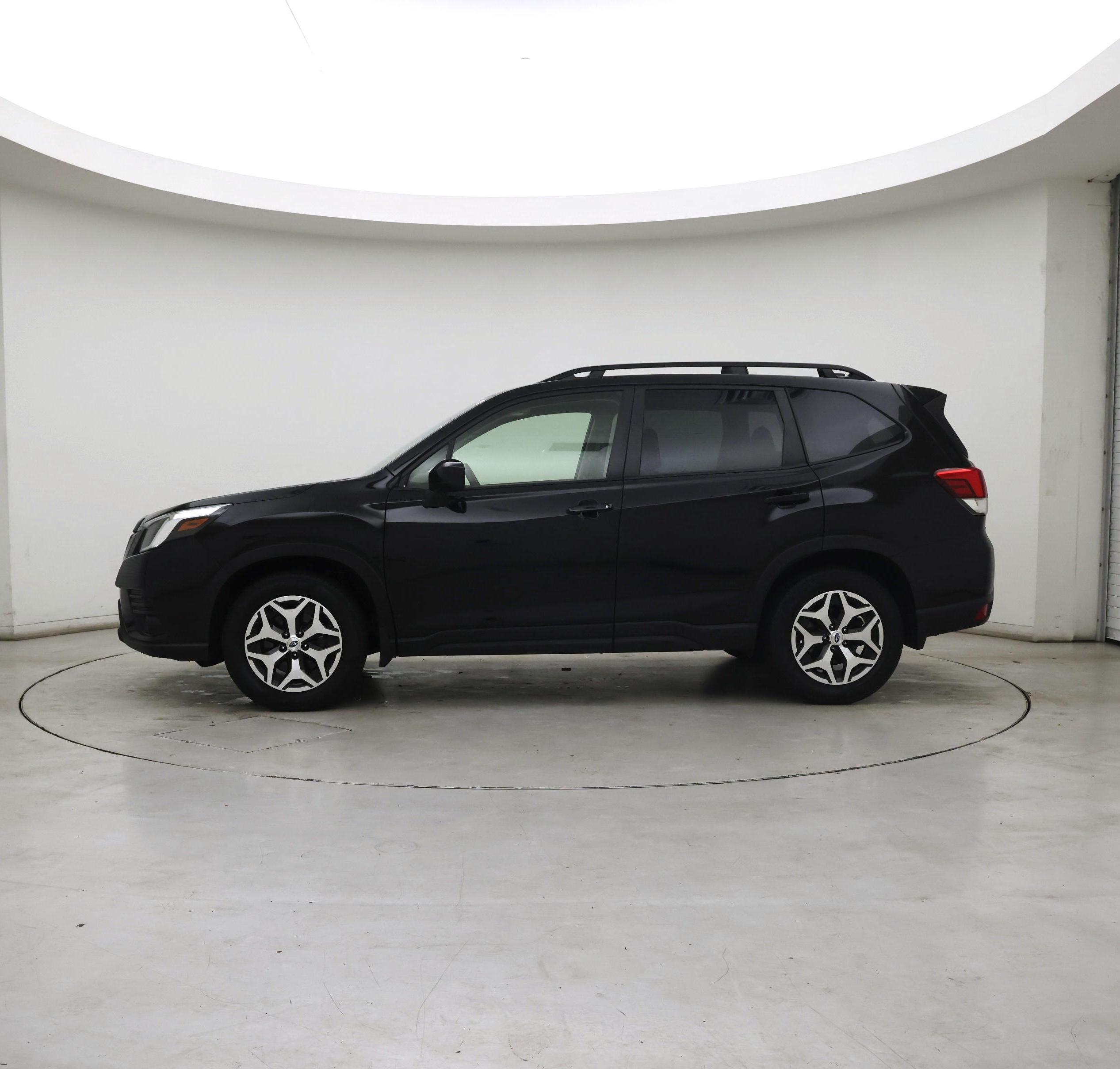 Thumbnail: 2023 Subaru Forester - 3