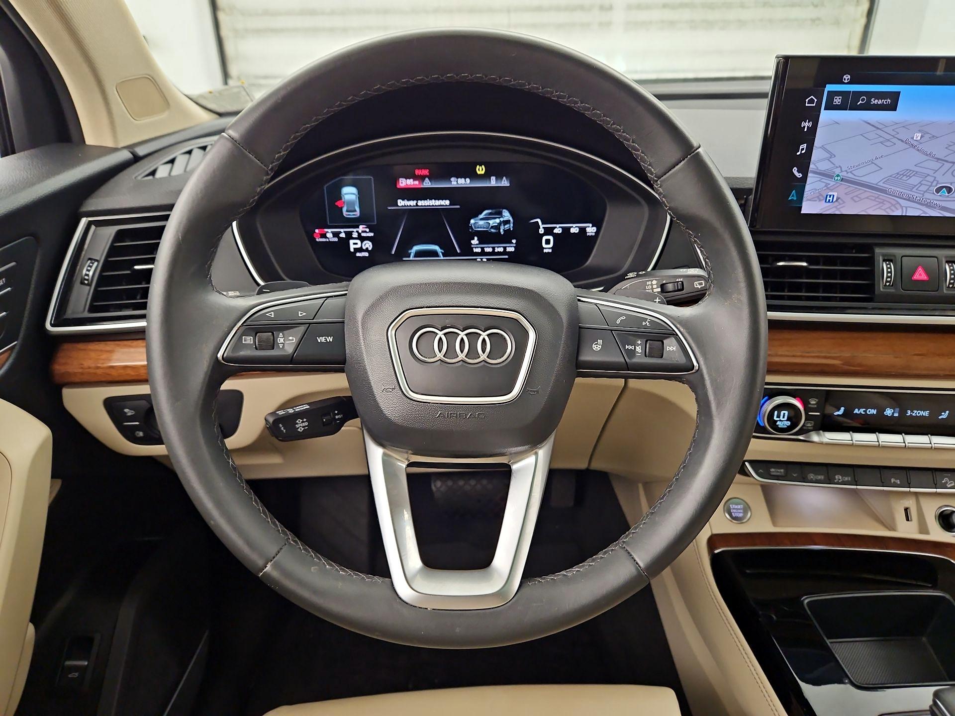 Thumbnail: 2023 Audi Q5 - 10