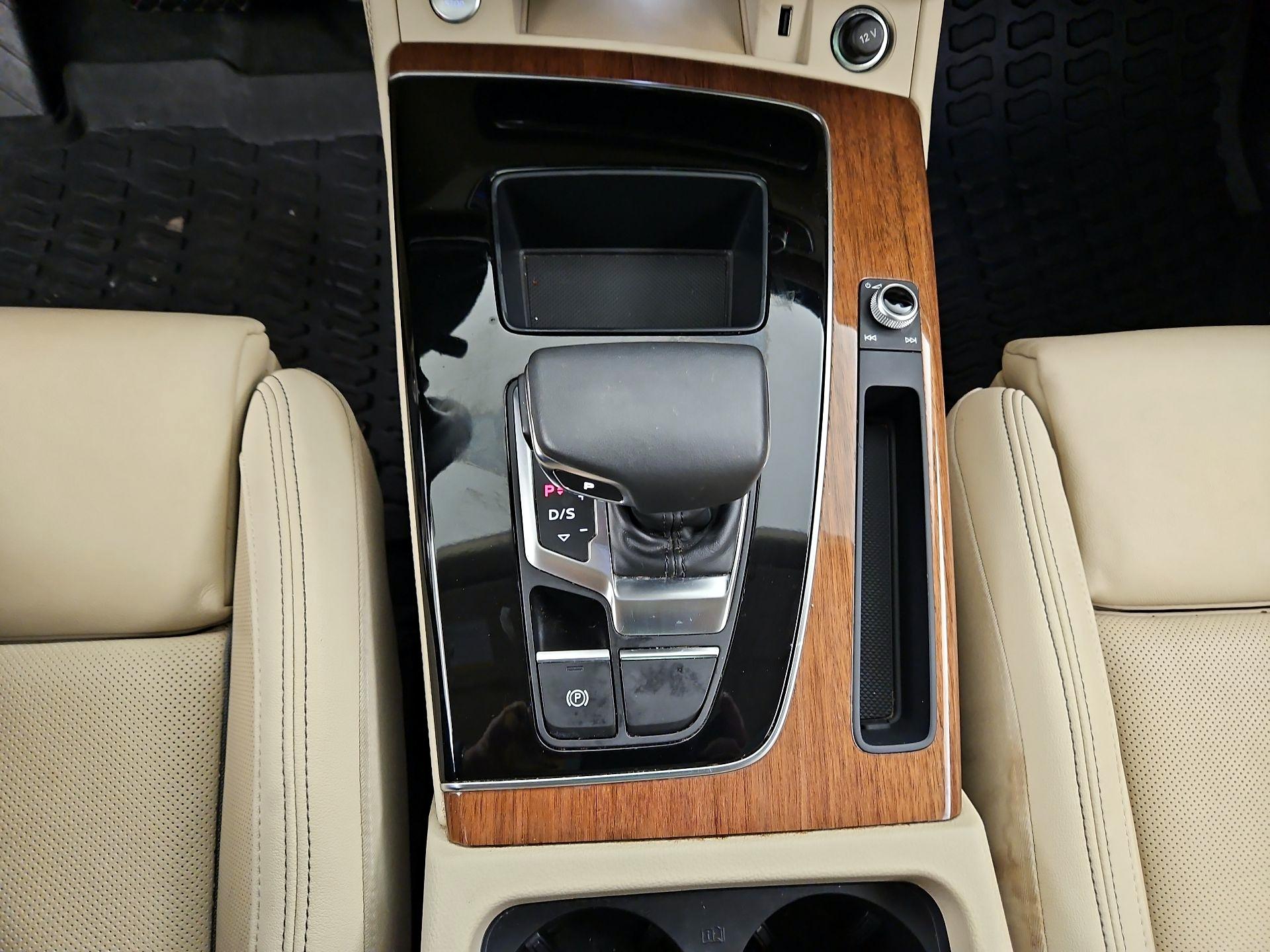 Thumbnail: 2023 Audi Q5 - 18