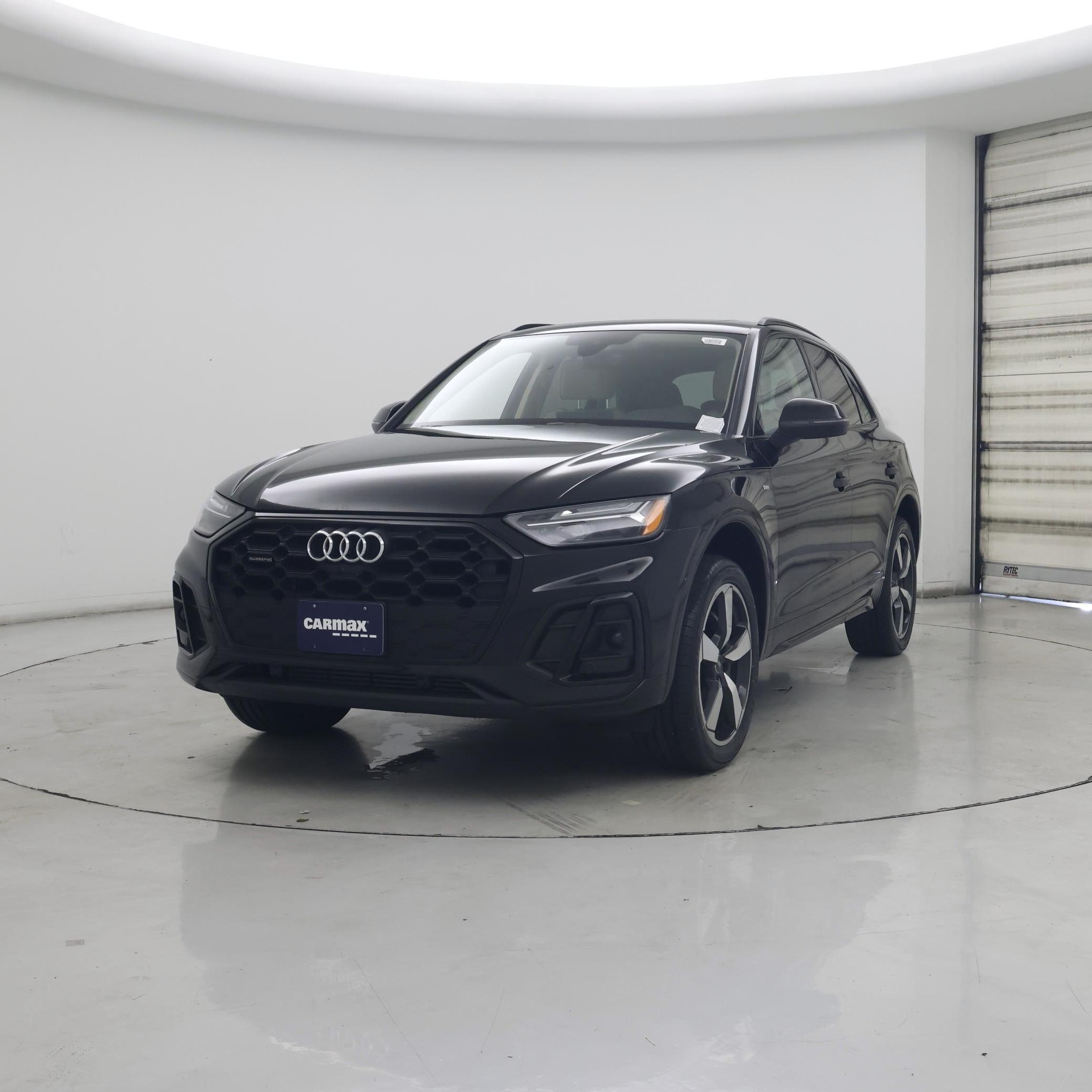 Thumbnail: 2023 Audi Q5 - 4