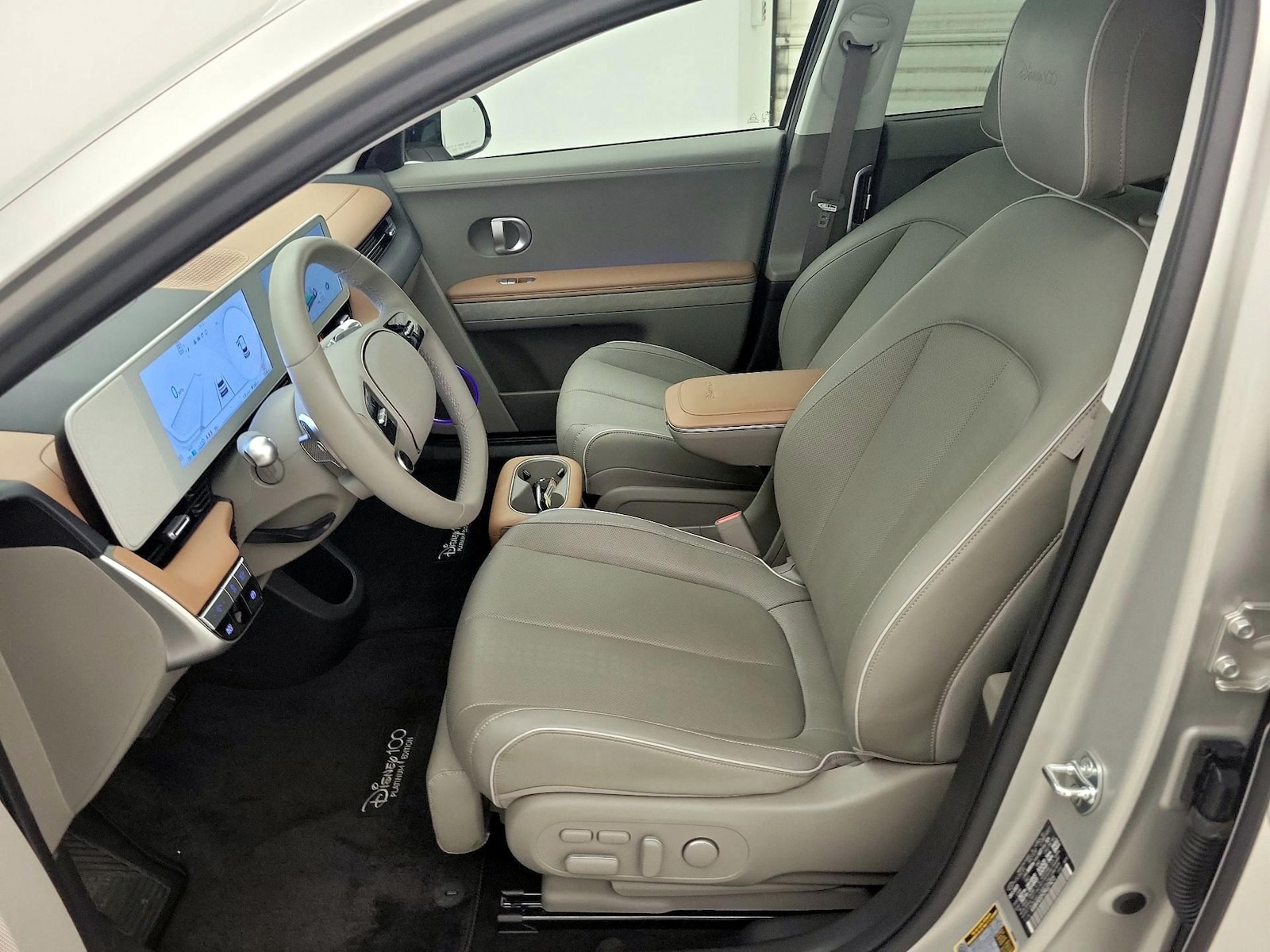 2024 Hyundai IONIQ 5 Disney100 Platinum - Photo 12