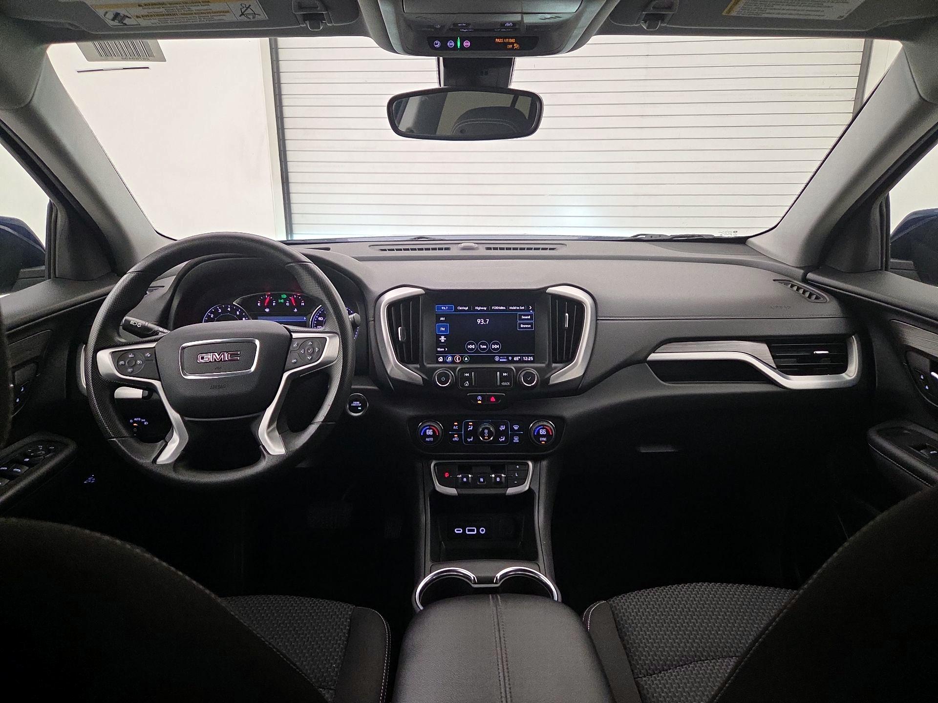 Thumbnail: 2022 GMC Terrain - 9
