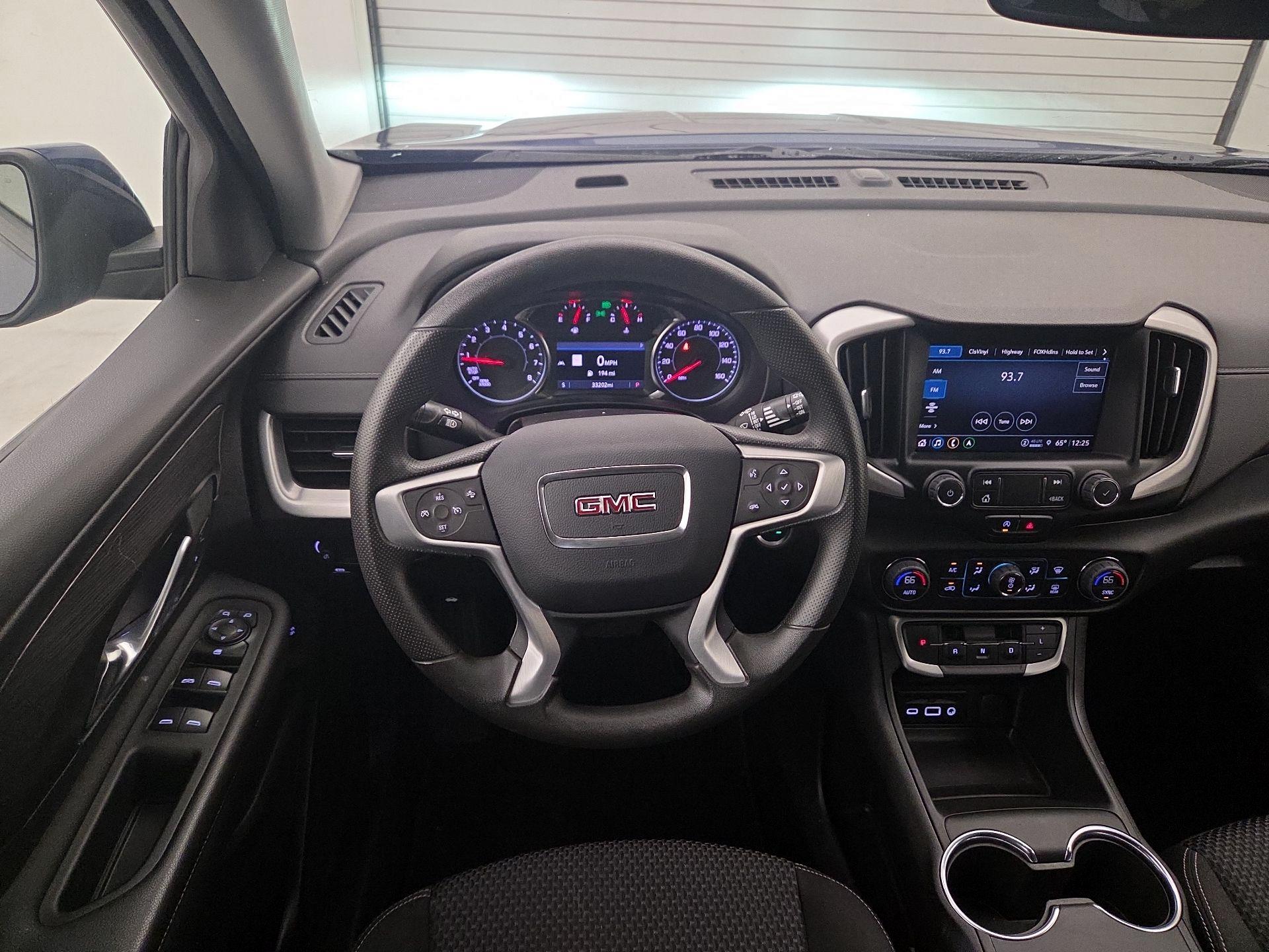 Thumbnail: 2022 GMC Terrain - 10