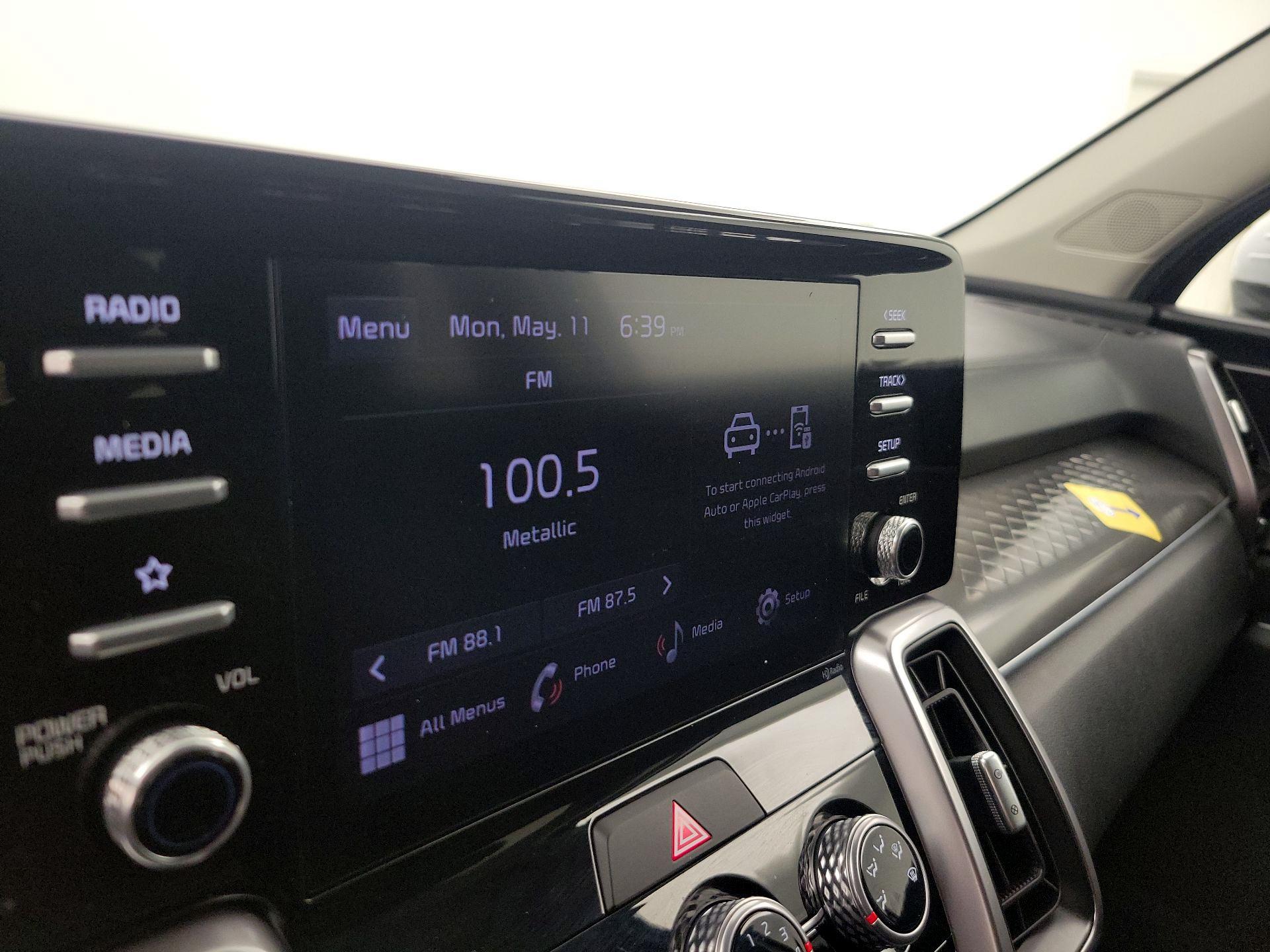 Thumbnail: 2023 Kia Sorento - 15
