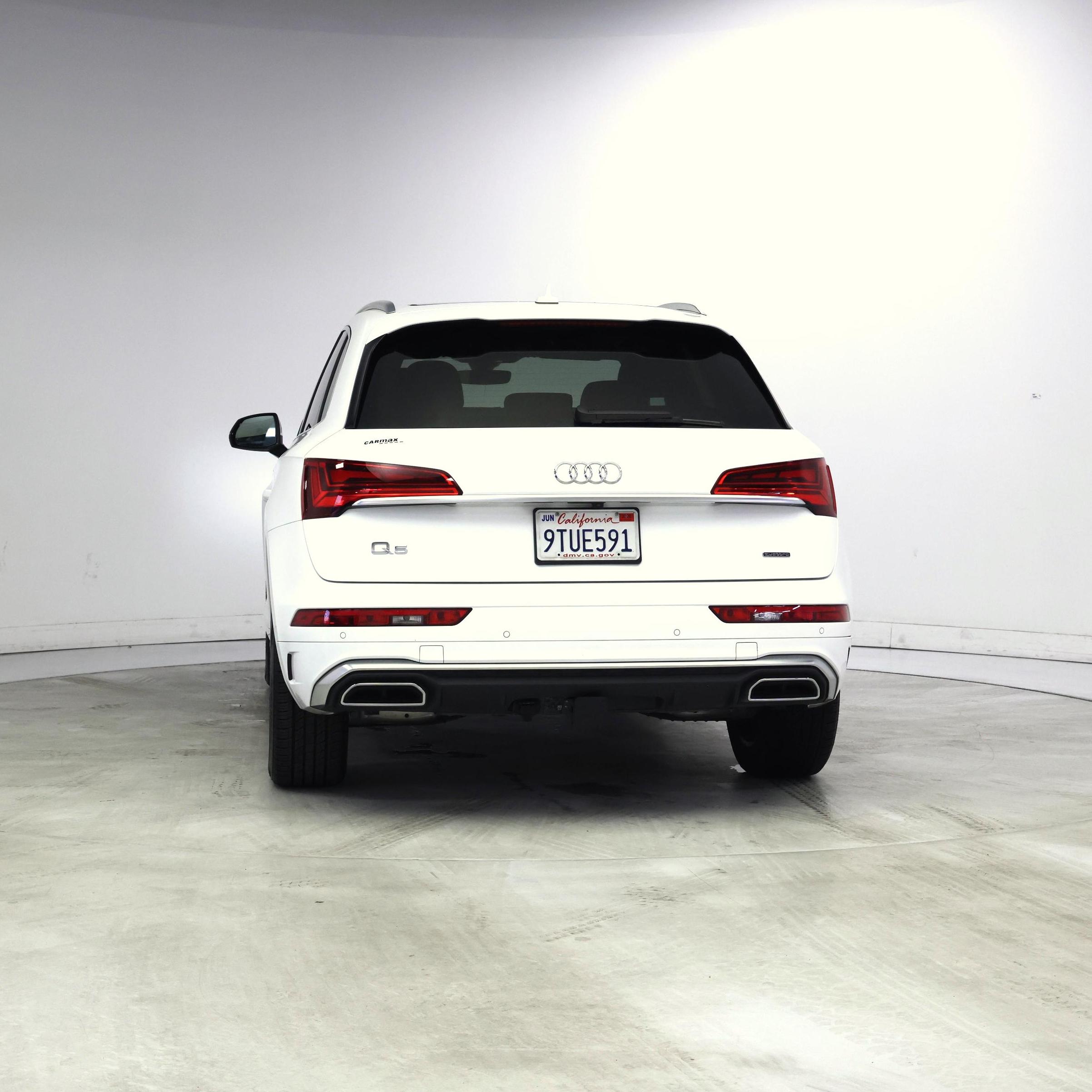Thumbnail: 2023 Audi Q5 - 6