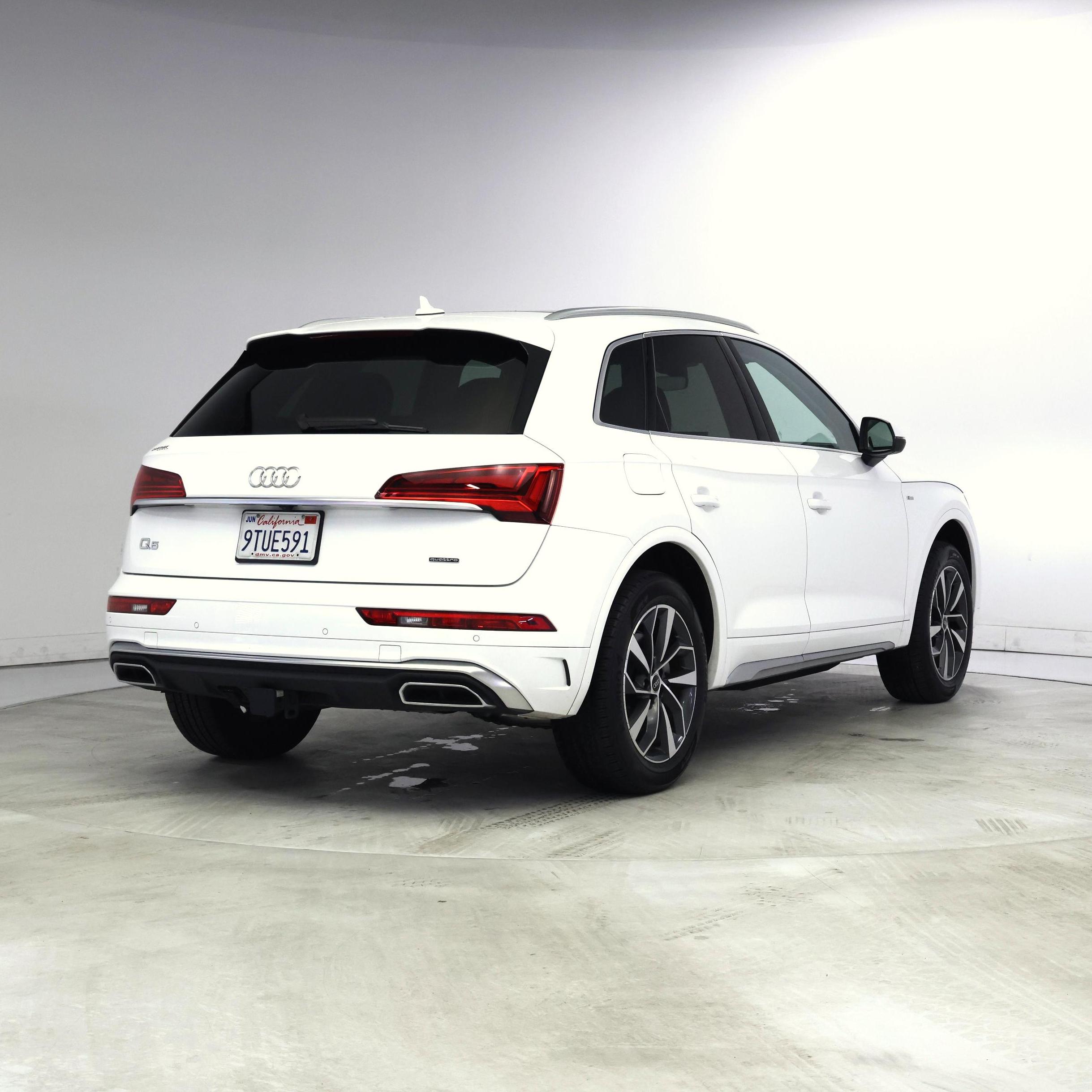 Thumbnail: 2023 Audi Q5 - 8