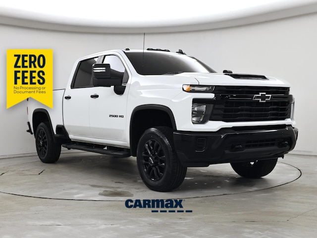 White 2025 Chevrolet Silverado 2500HD Pickup Truck Four-Wheel Drive Automatic