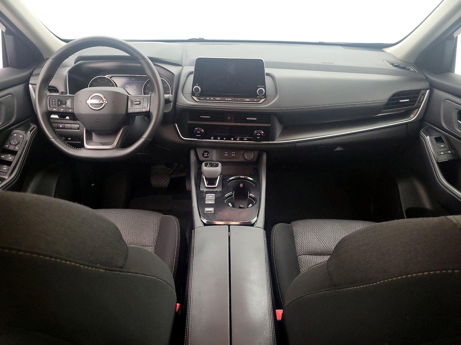 2025 Nissan Rogue SV - Photo 10