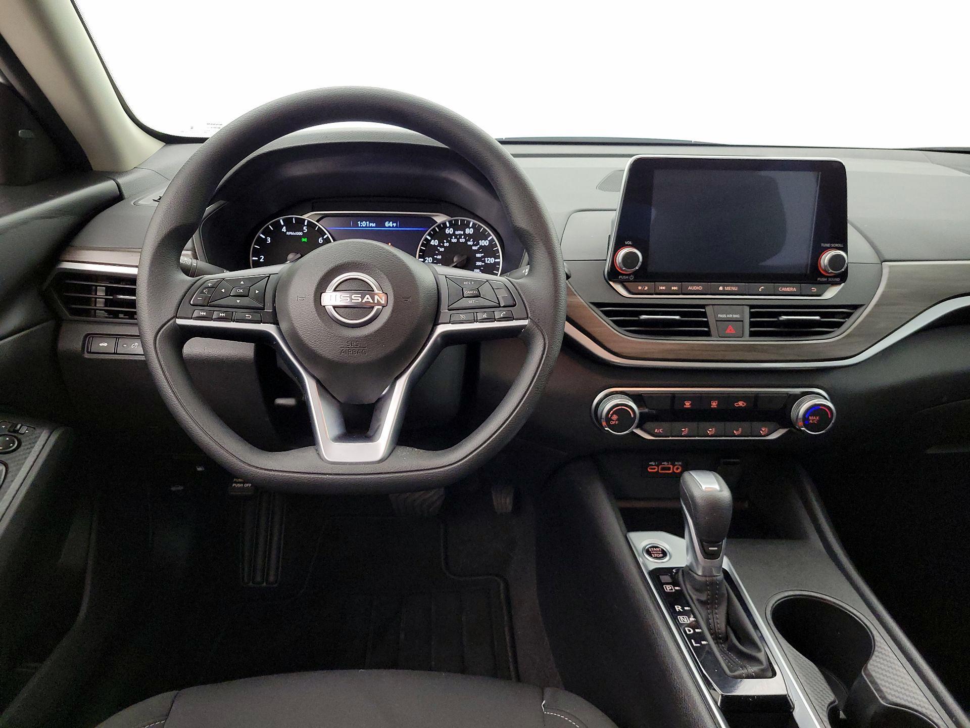 Thumbnail: 2025 Nissan Altima - 10