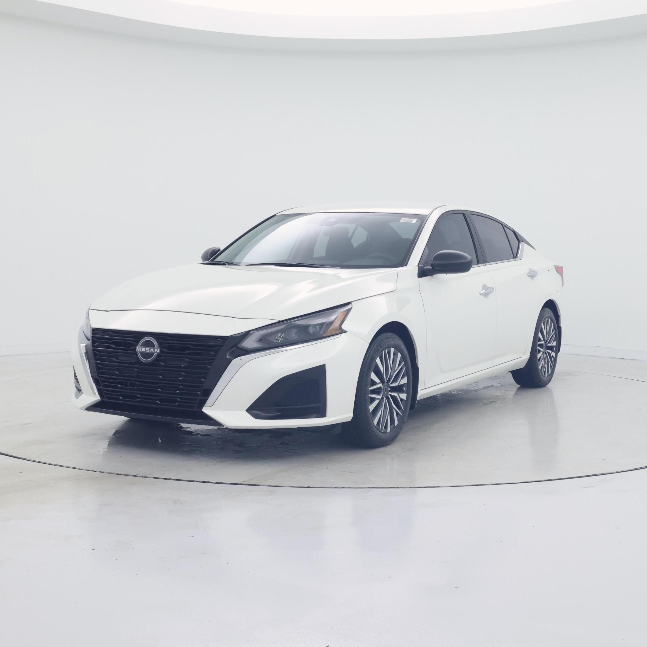 Thumbnail: 2025 Nissan Altima - 4