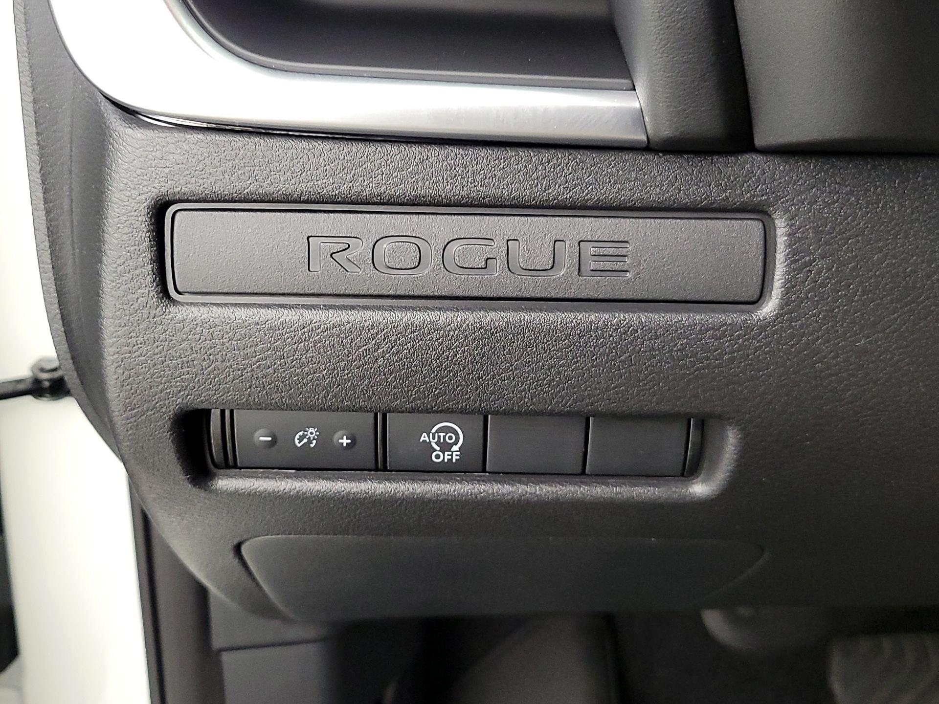 Thumbnail: 2025 Nissan Rogue - 13