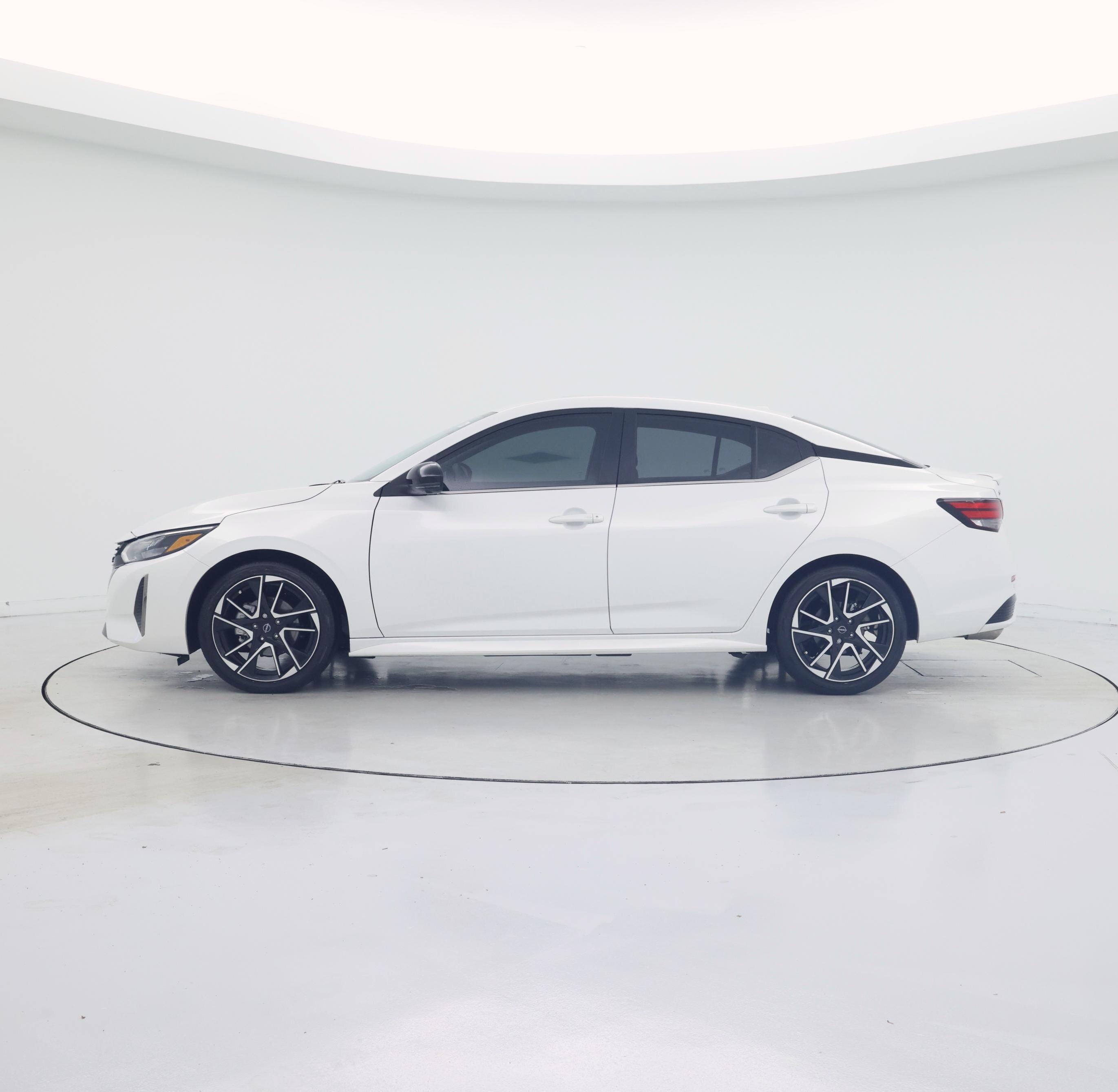Thumbnail: 2025 Nissan Sentra - 3