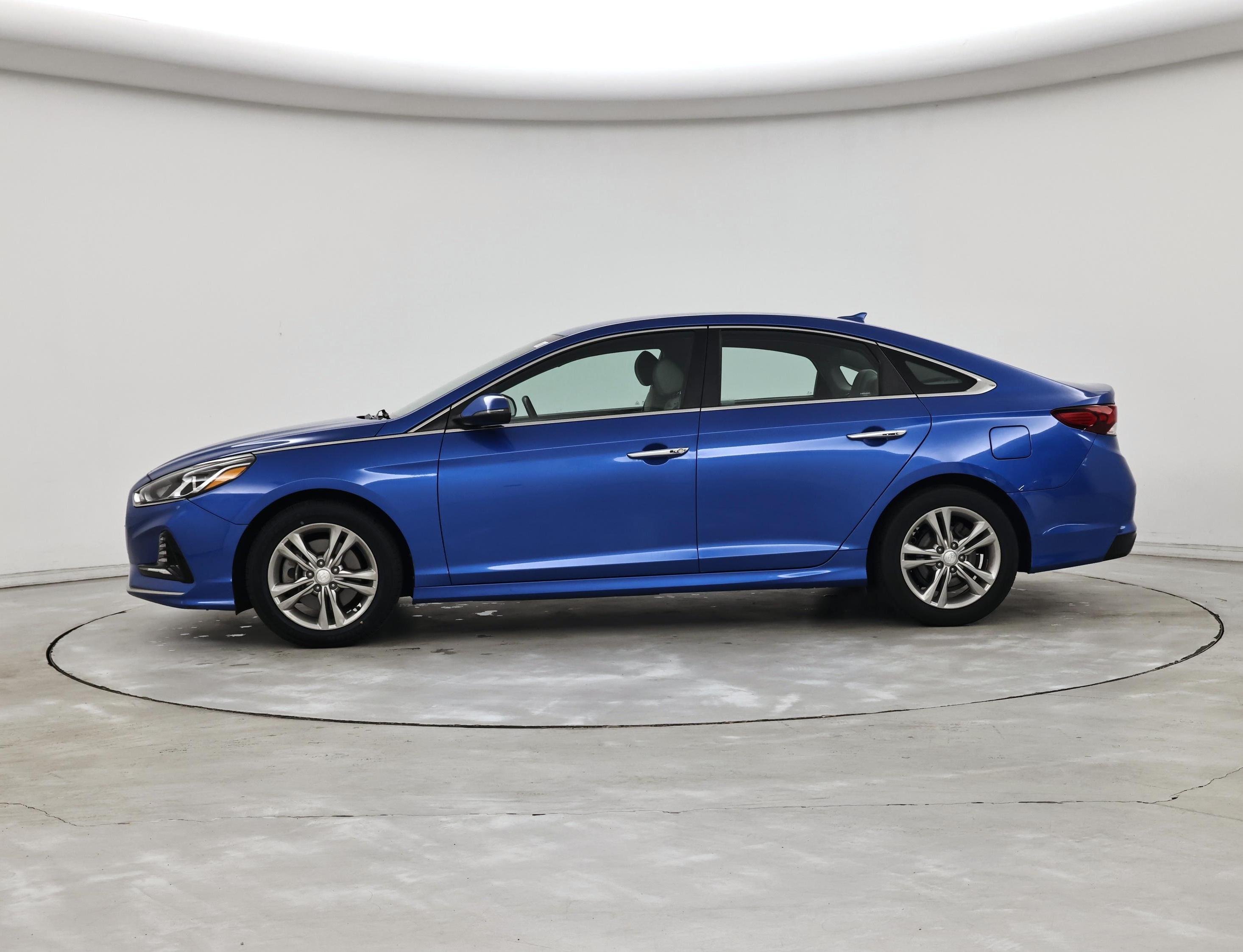 Thumbnail: 2018 Hyundai Sonata - 3