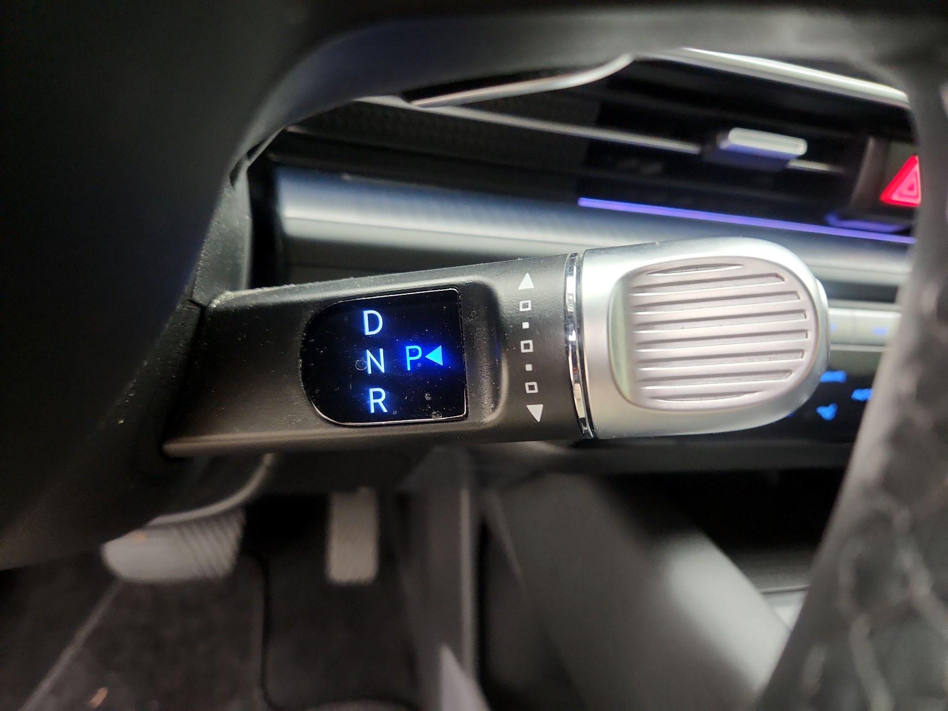 Thumbnail: 2023 Hyundai Ioniq 6 - 18