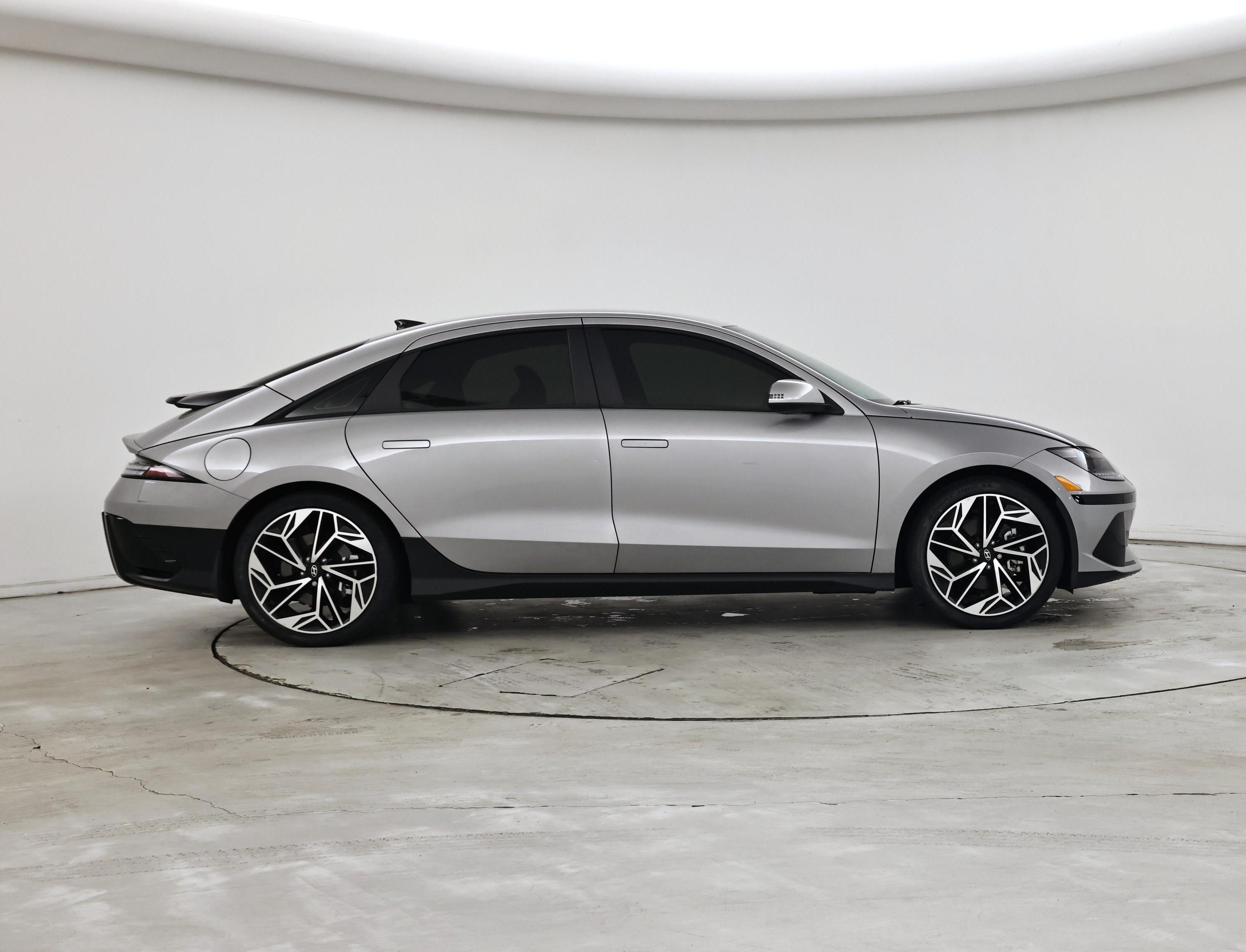 Thumbnail: 2023 Hyundai Ioniq 6 - 7