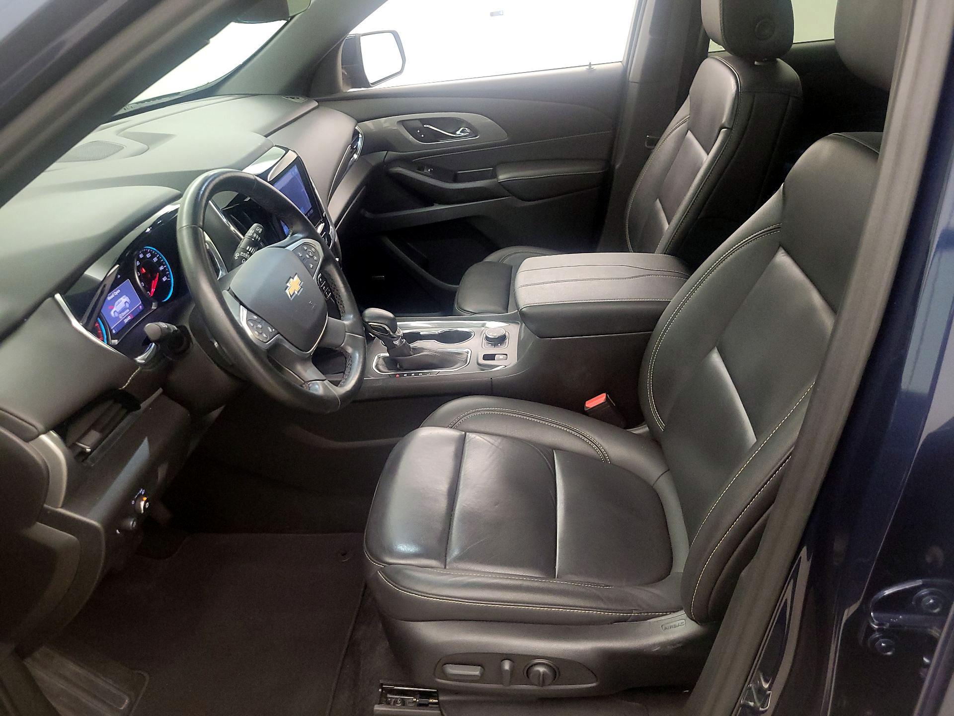 Thumbnail: 2023 Chevrolet Traverse - 11