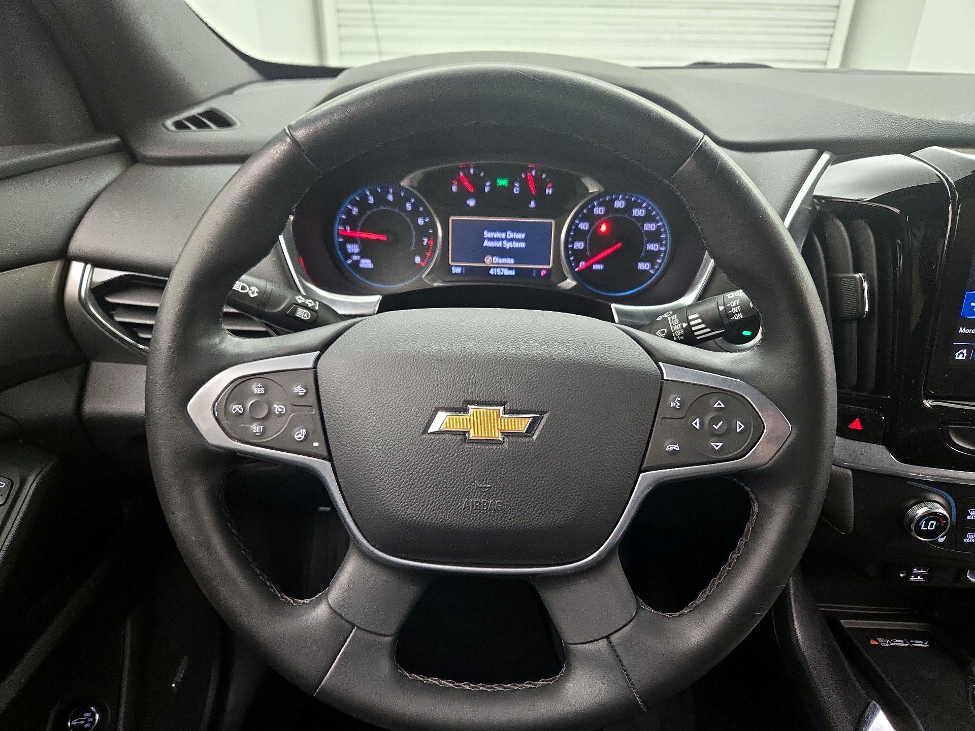 Thumbnail: 2023 Chevrolet Traverse - 10