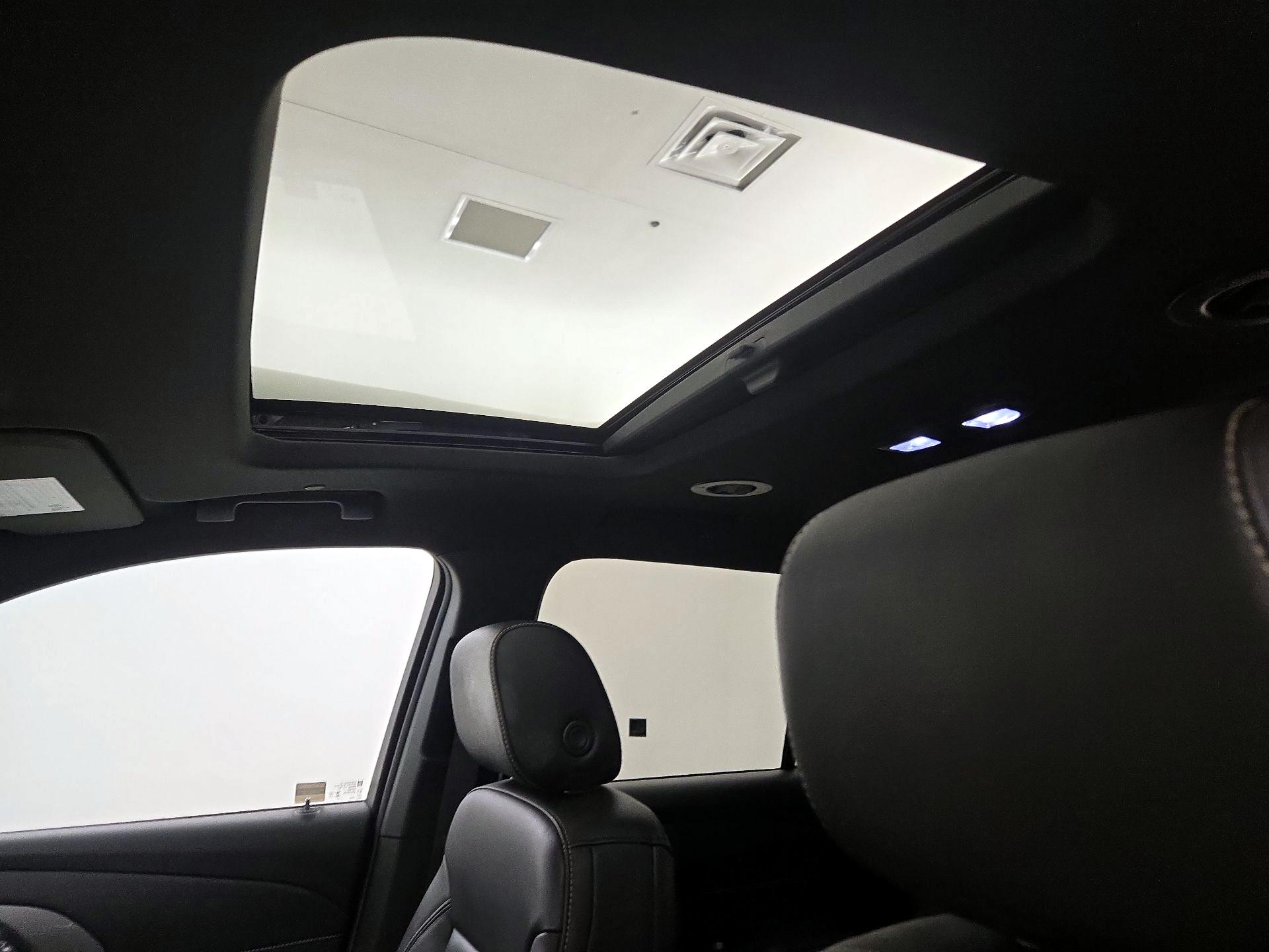 Thumbnail: 2023 Chevrolet Traverse - 17