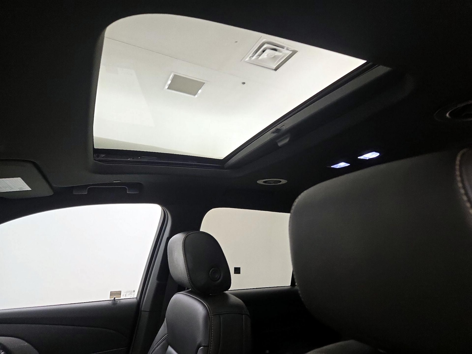 2023 Chevrolet Traverse 3LT - Photo 18