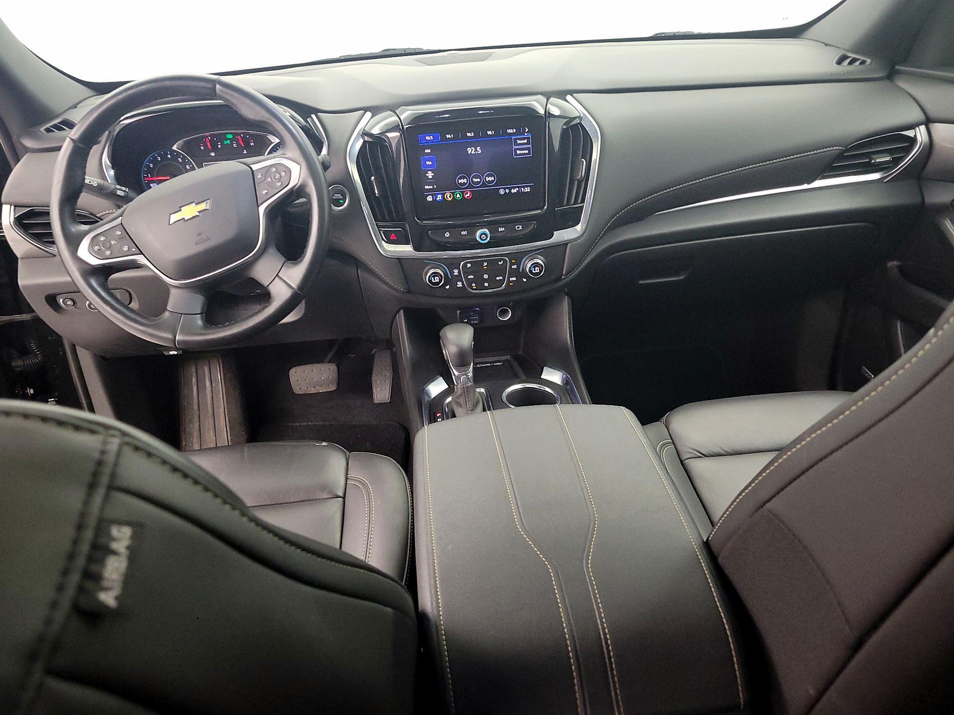 Thumbnail: 2023 Chevrolet Traverse - 9