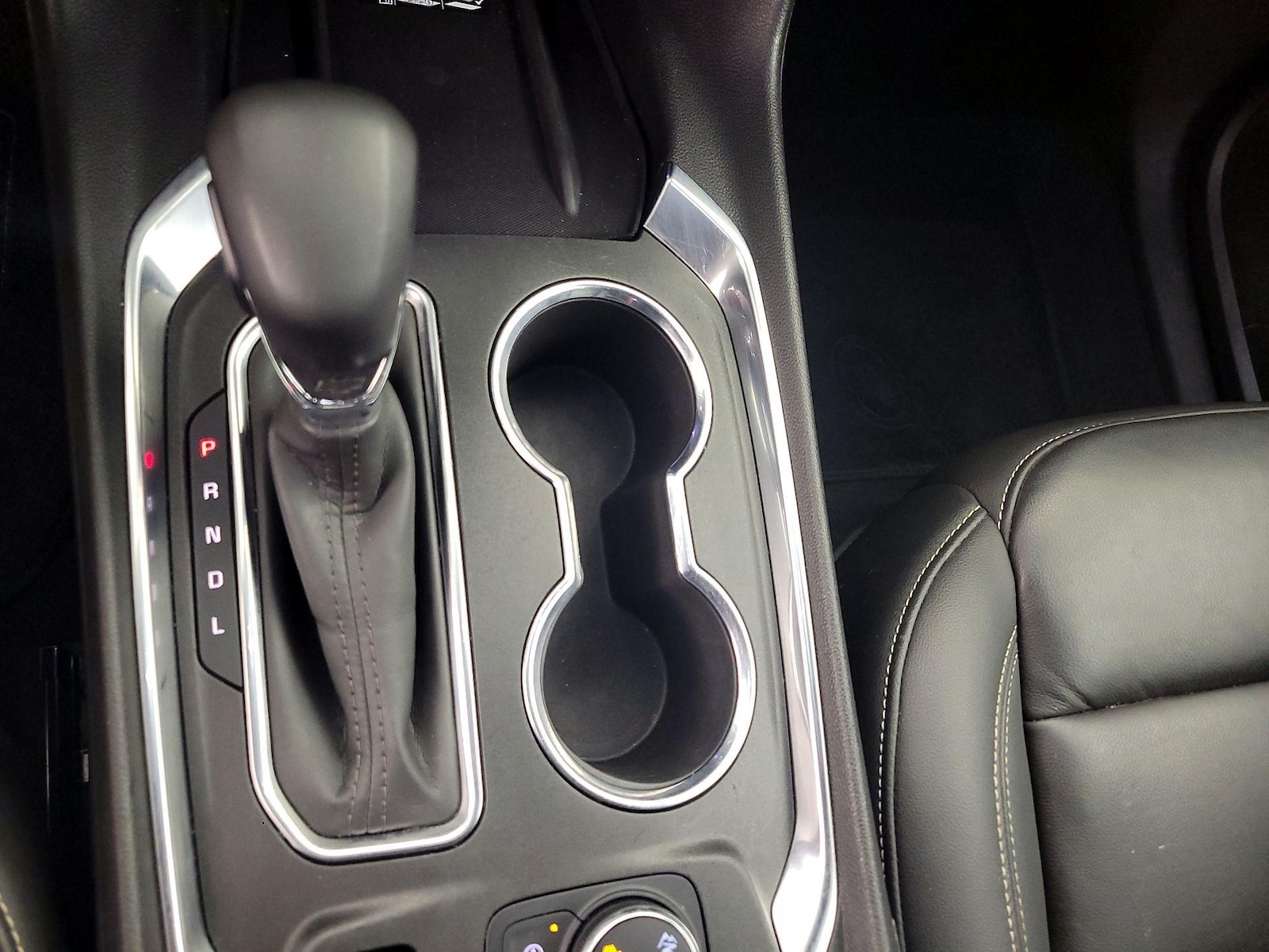 2023 Chevrolet Traverse 3LT - Photo 18
