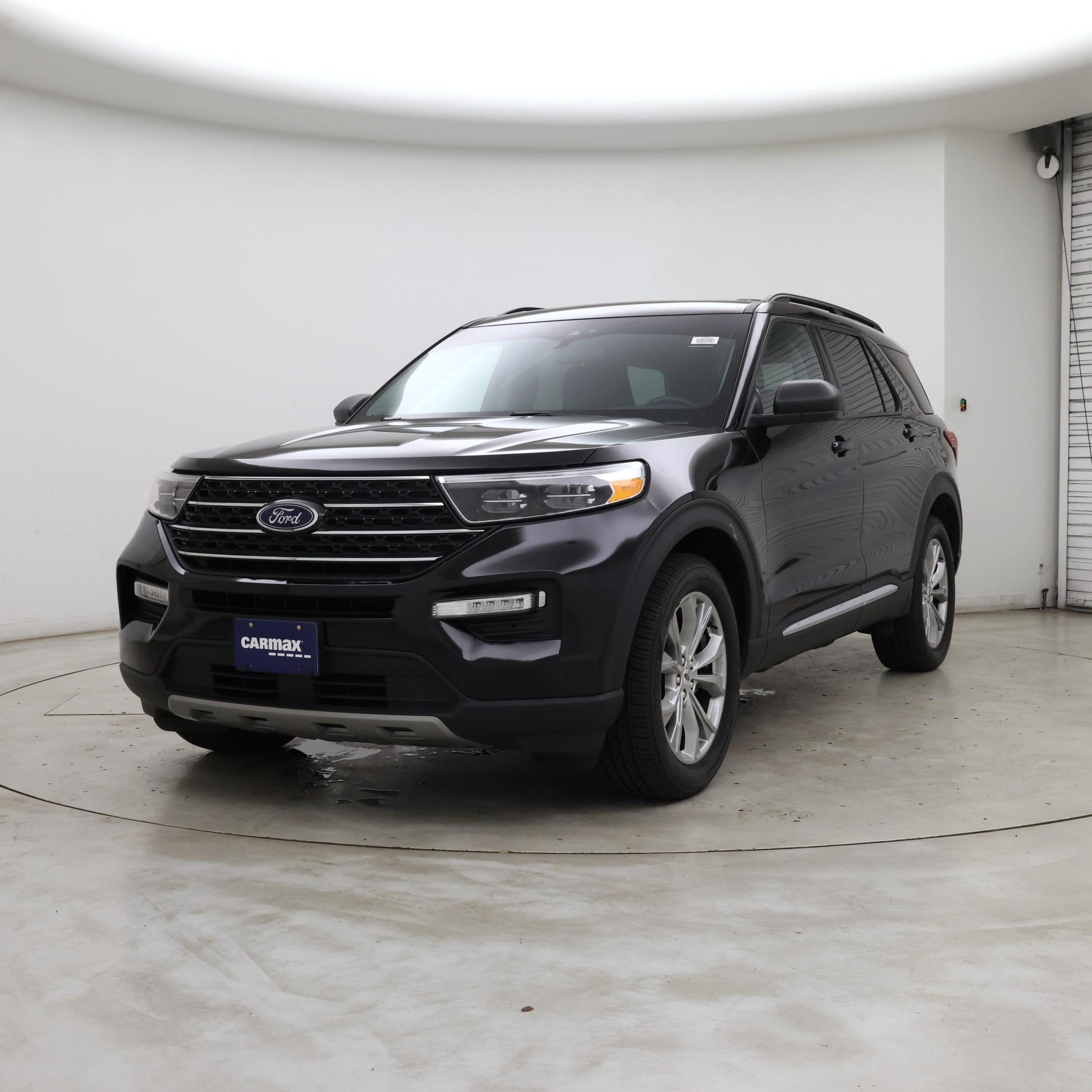 Thumbnail: 2022 Ford Explorer - 4