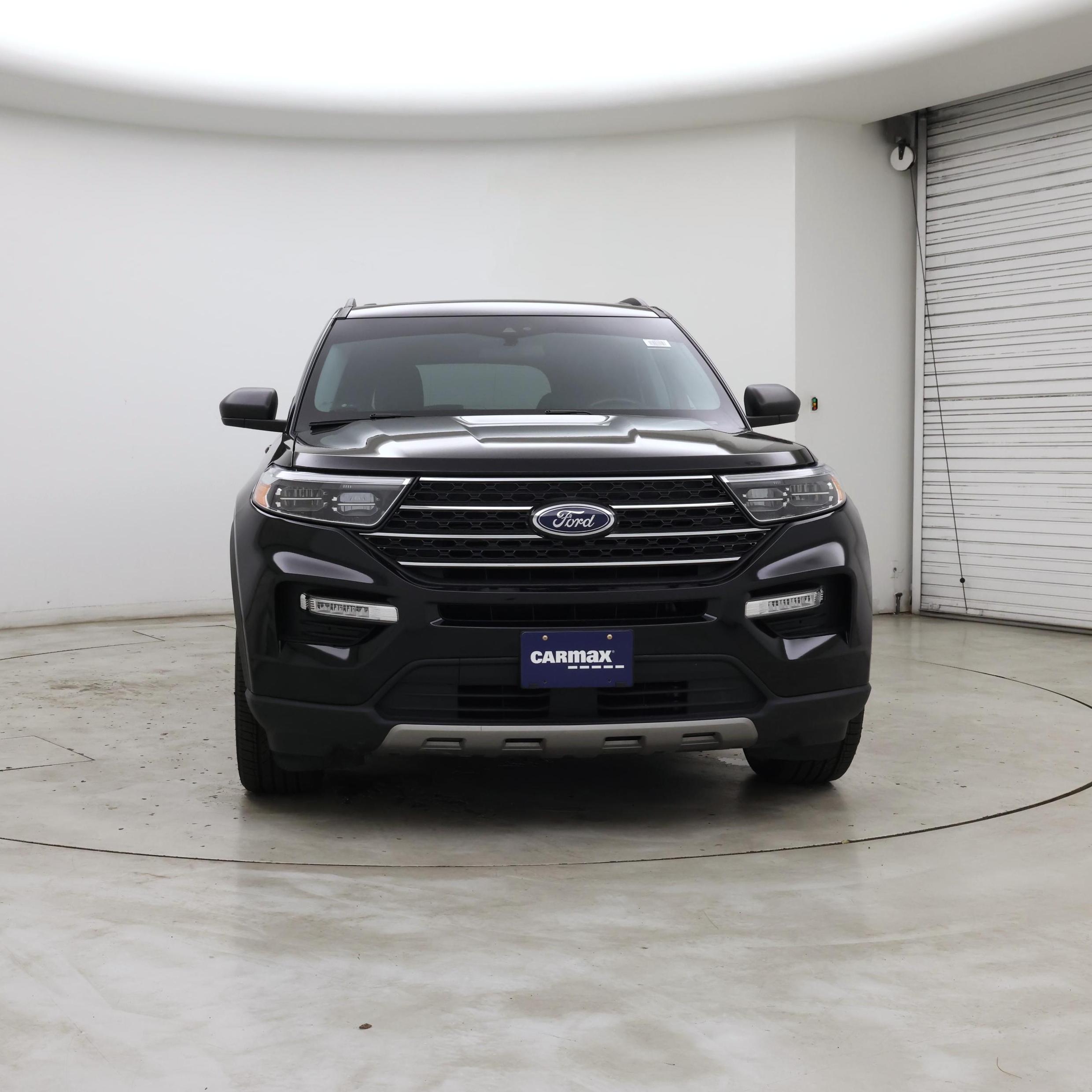 Thumbnail: 2022 Ford Explorer - 5